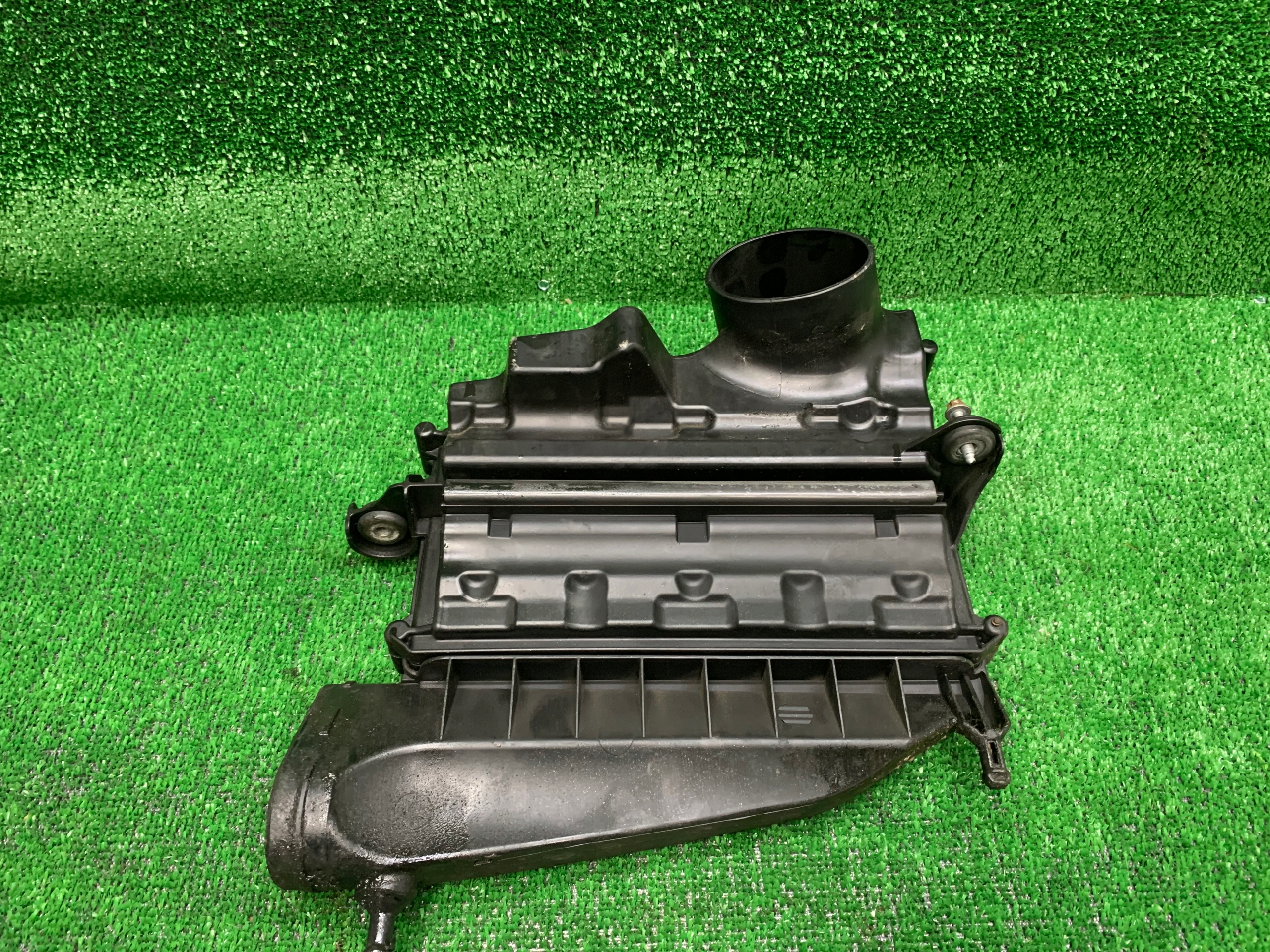 Gehäuse filter luft MERCEDES W204 W164 W251 w211 3.0 CDI