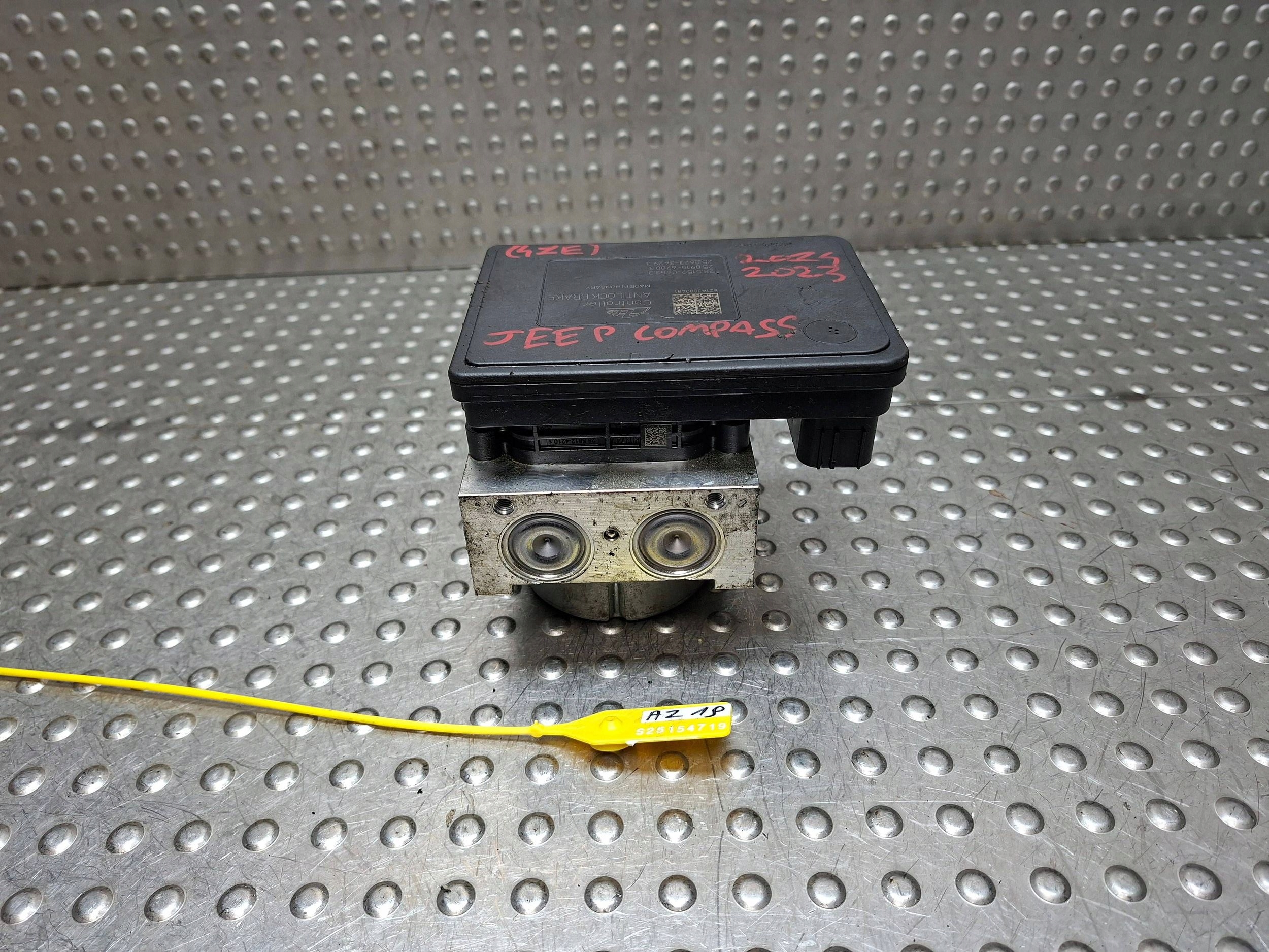 pump control unit ABS JEEP COMPASS II 17- 68490484AE
