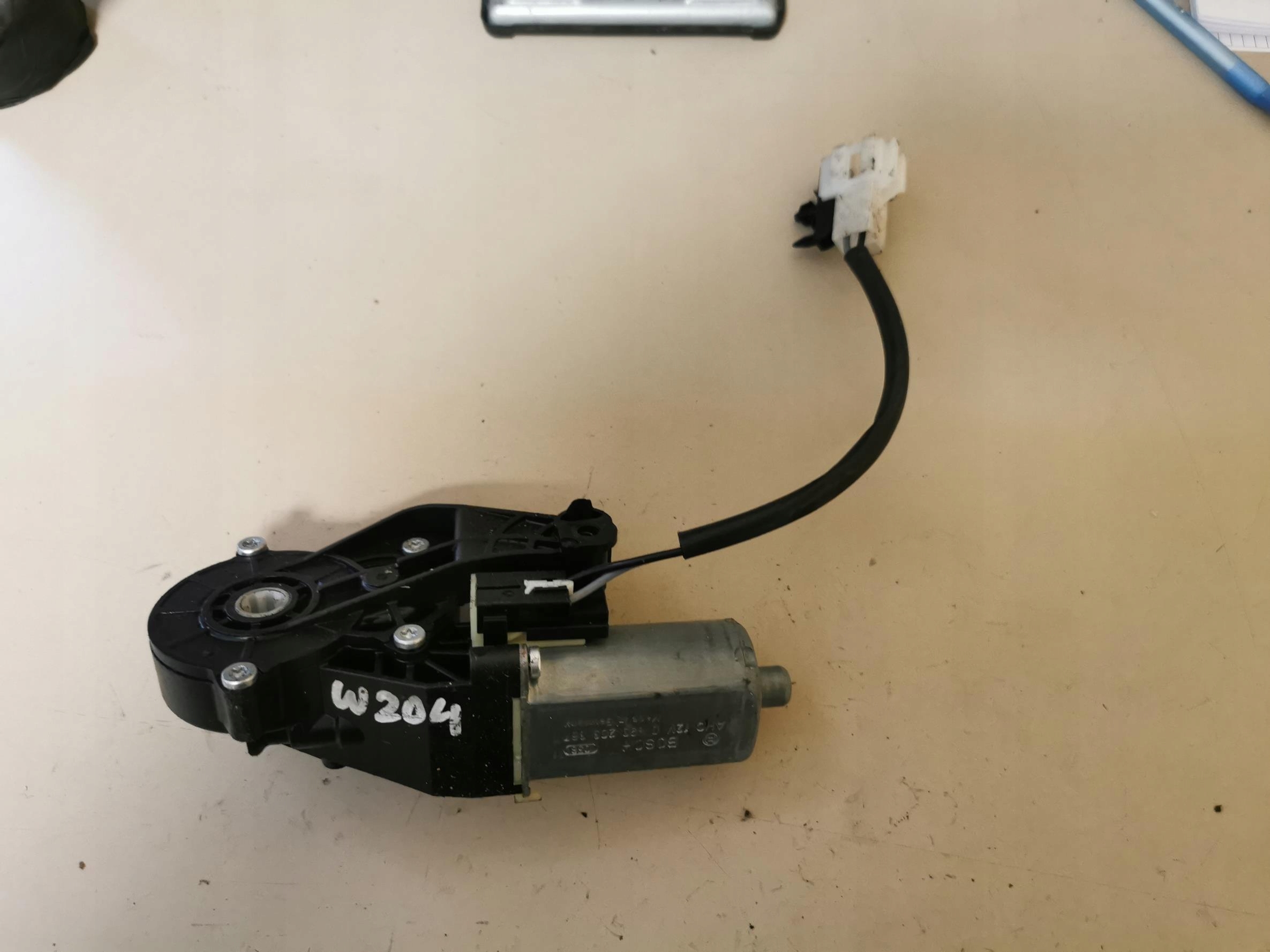 mini motor control seat right front MERCEDES C-KLASA W204 82584371-4