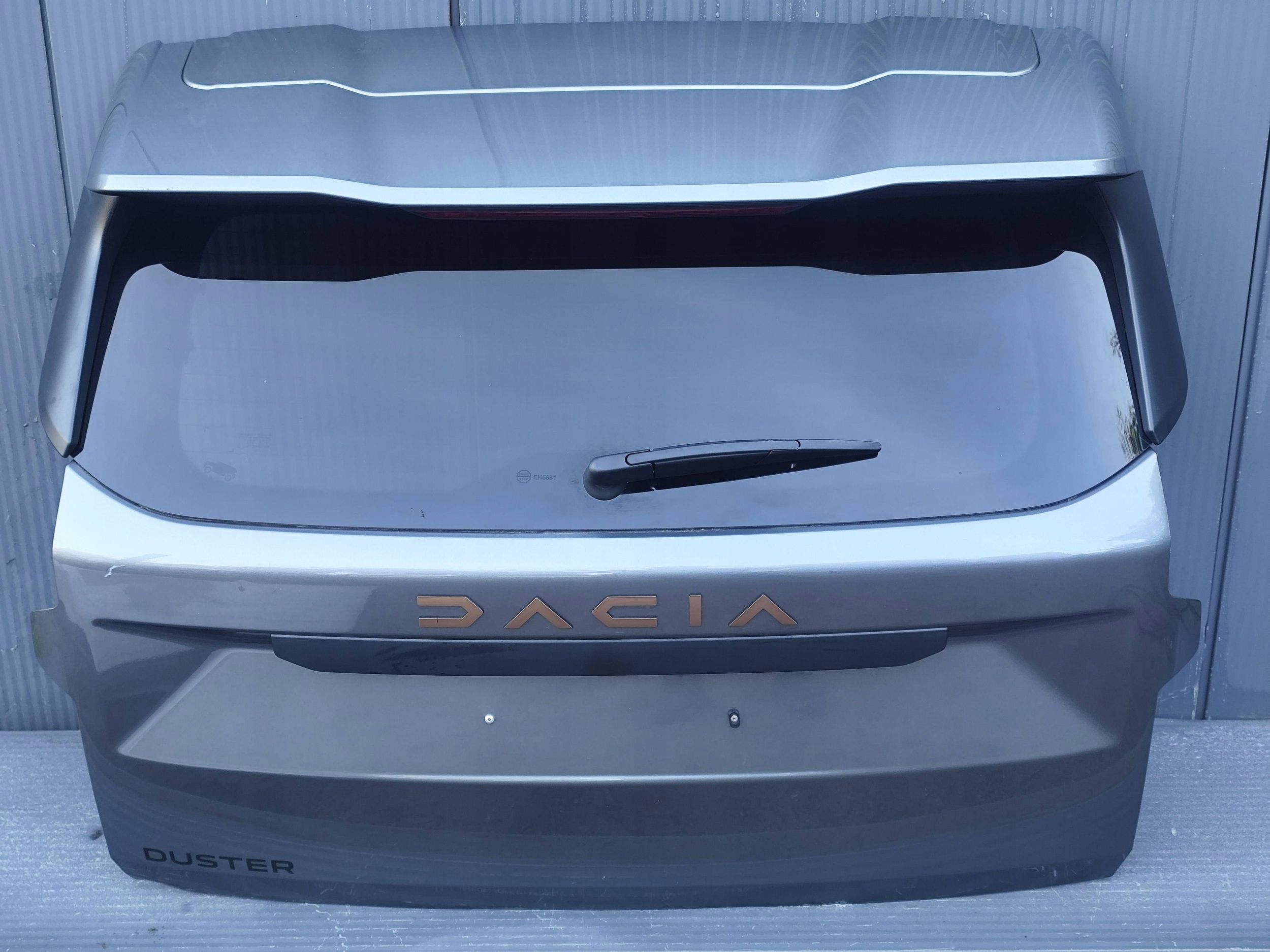 DACIA DUSTER III boot doors complete KAMERA