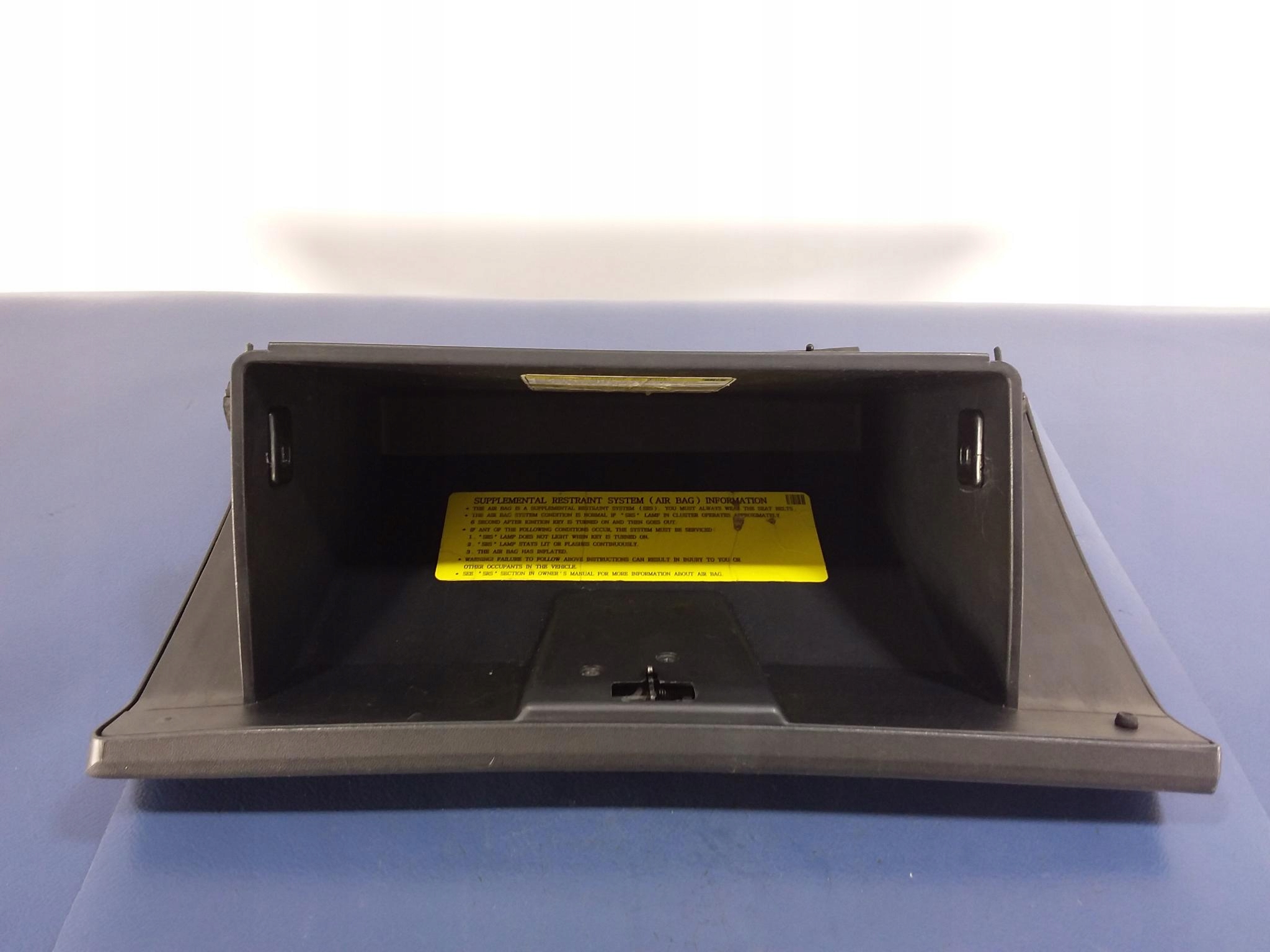 Hyundai GETZ бардачок пассажира европа