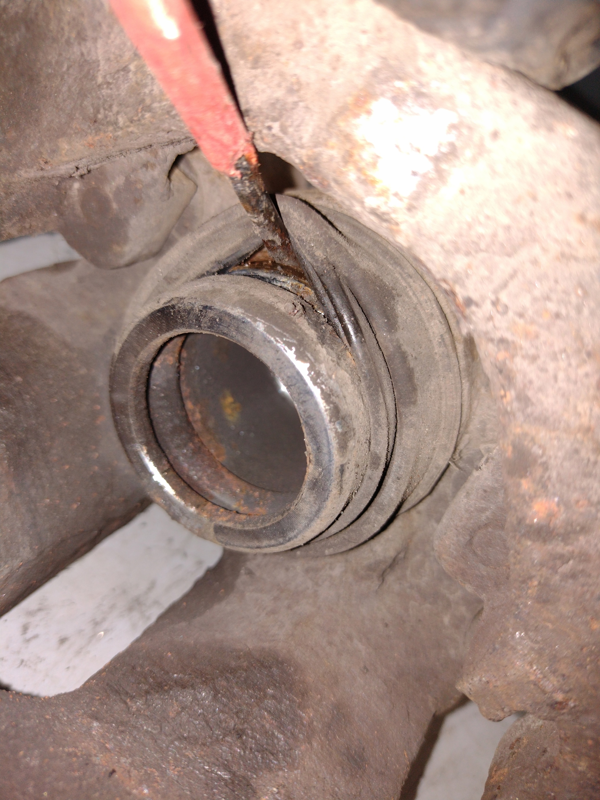 caliper brake right rear part BMW E90 2,0D (M47)