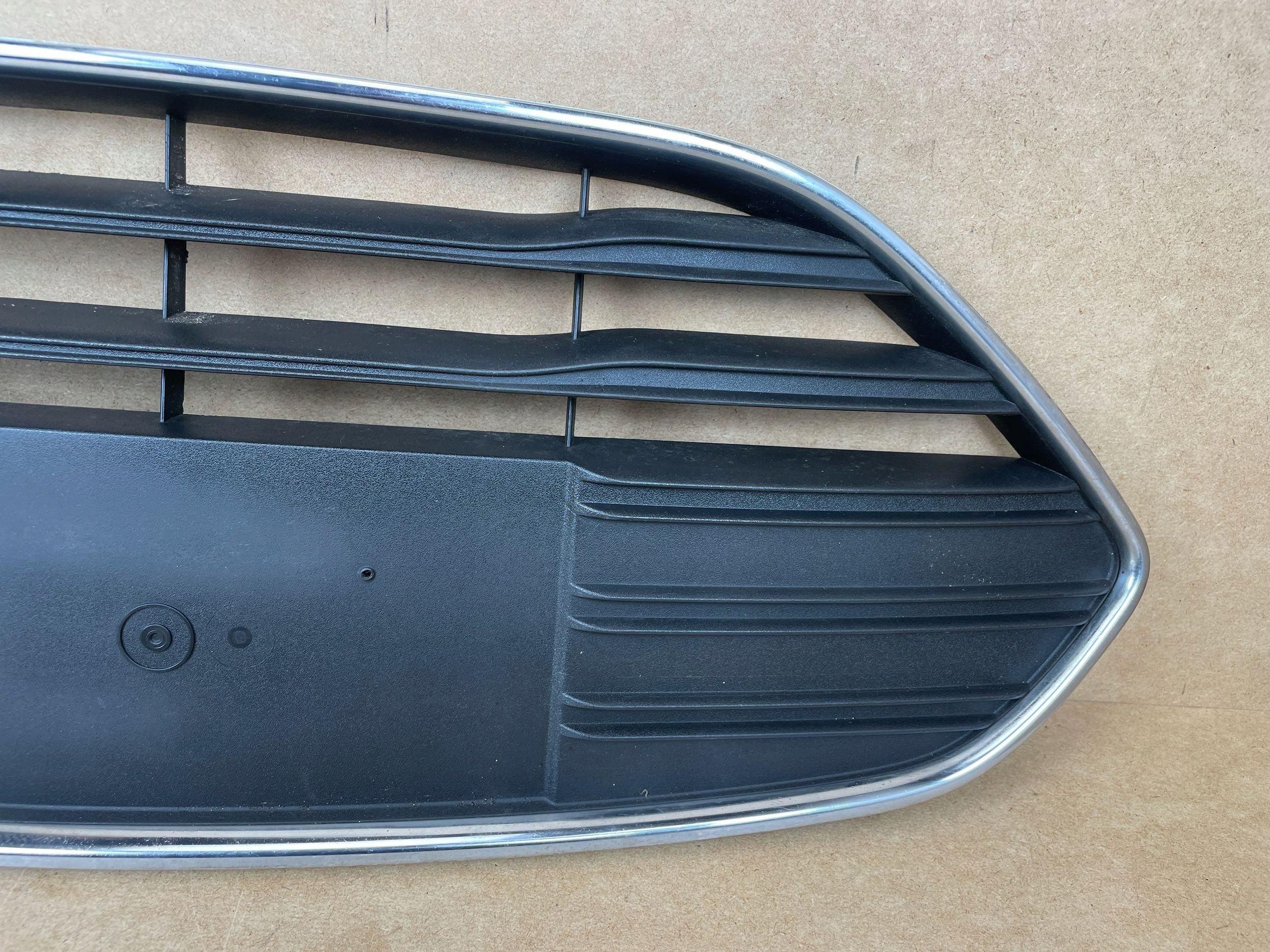 grille grid grill of a bumper front front FORD B-MAX 12-17 AV1117B968AC