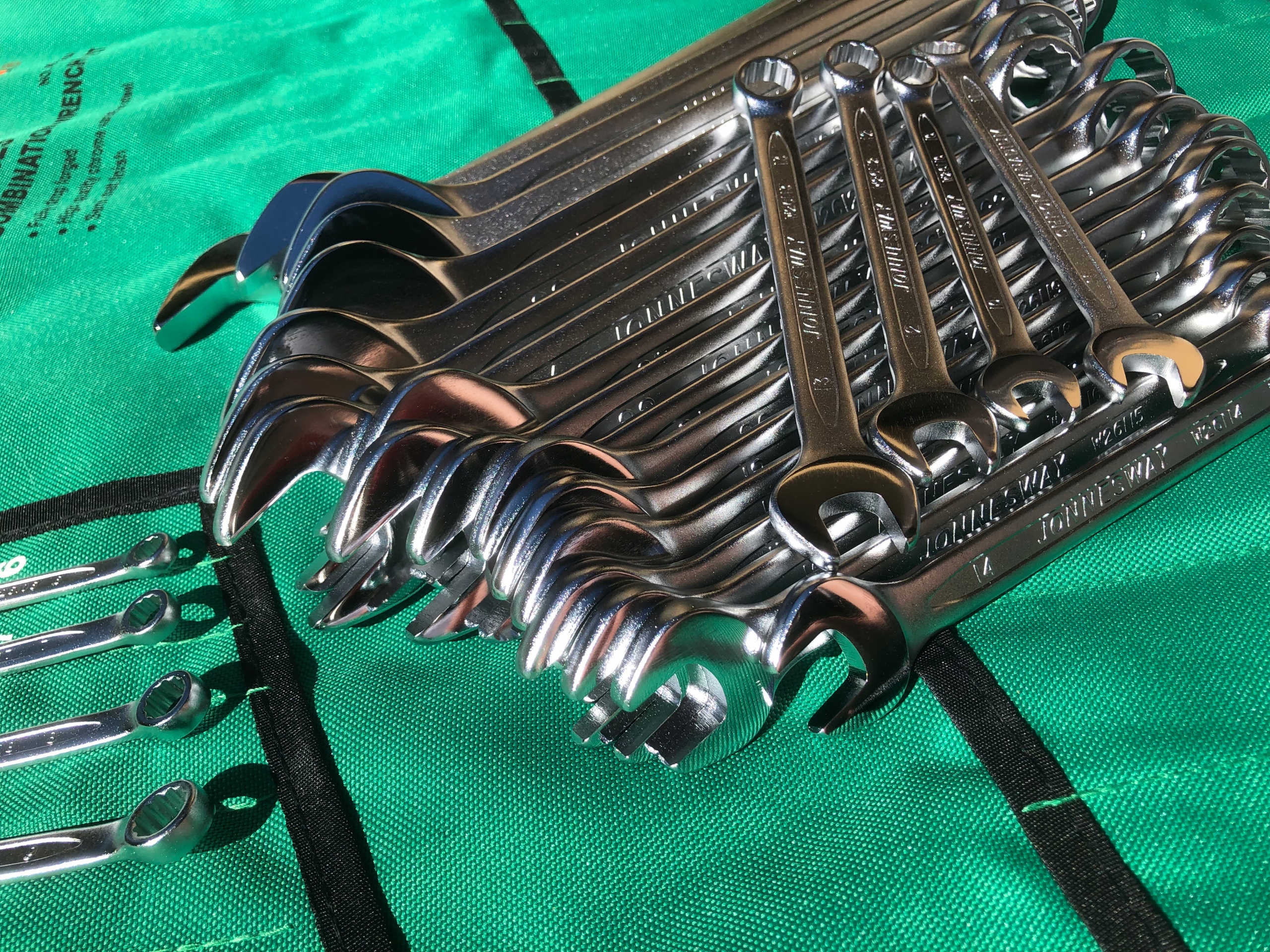 B38c84074c37a42038fbe49a63fd