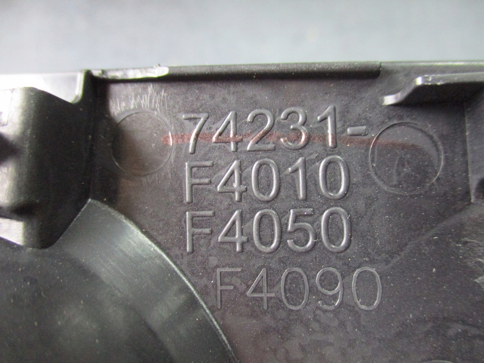 Bouton panel Vitre Toyota Chr 74231-F4010
