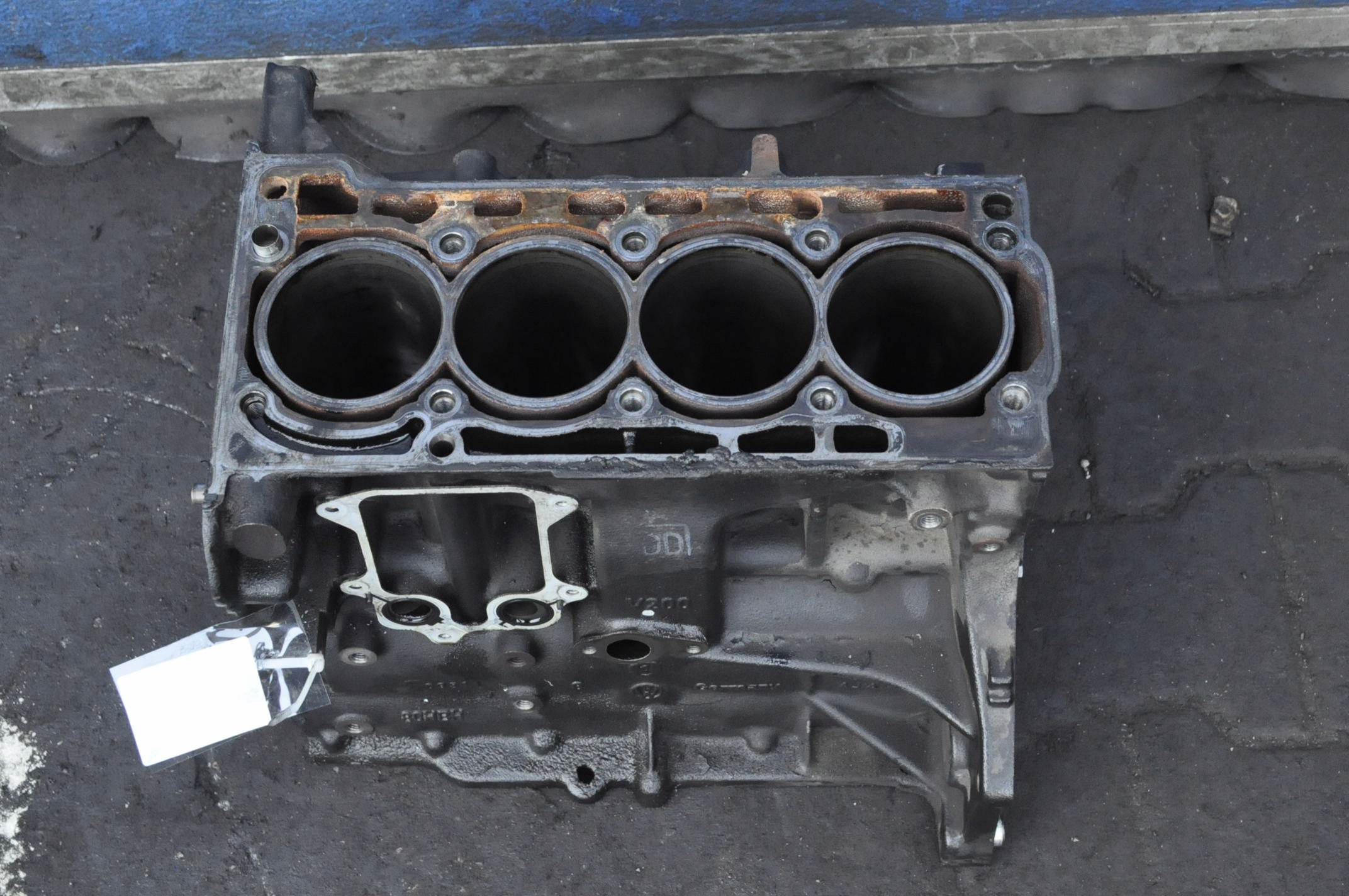 SKODA FABIA II 1.4 TSI RS 180 KM CAVE BLOK SILNIKA 2010/05 - 2014/12 Jakość części (zgodnie z GVO) O - oryginał z logo producenta pojazdu (OE)