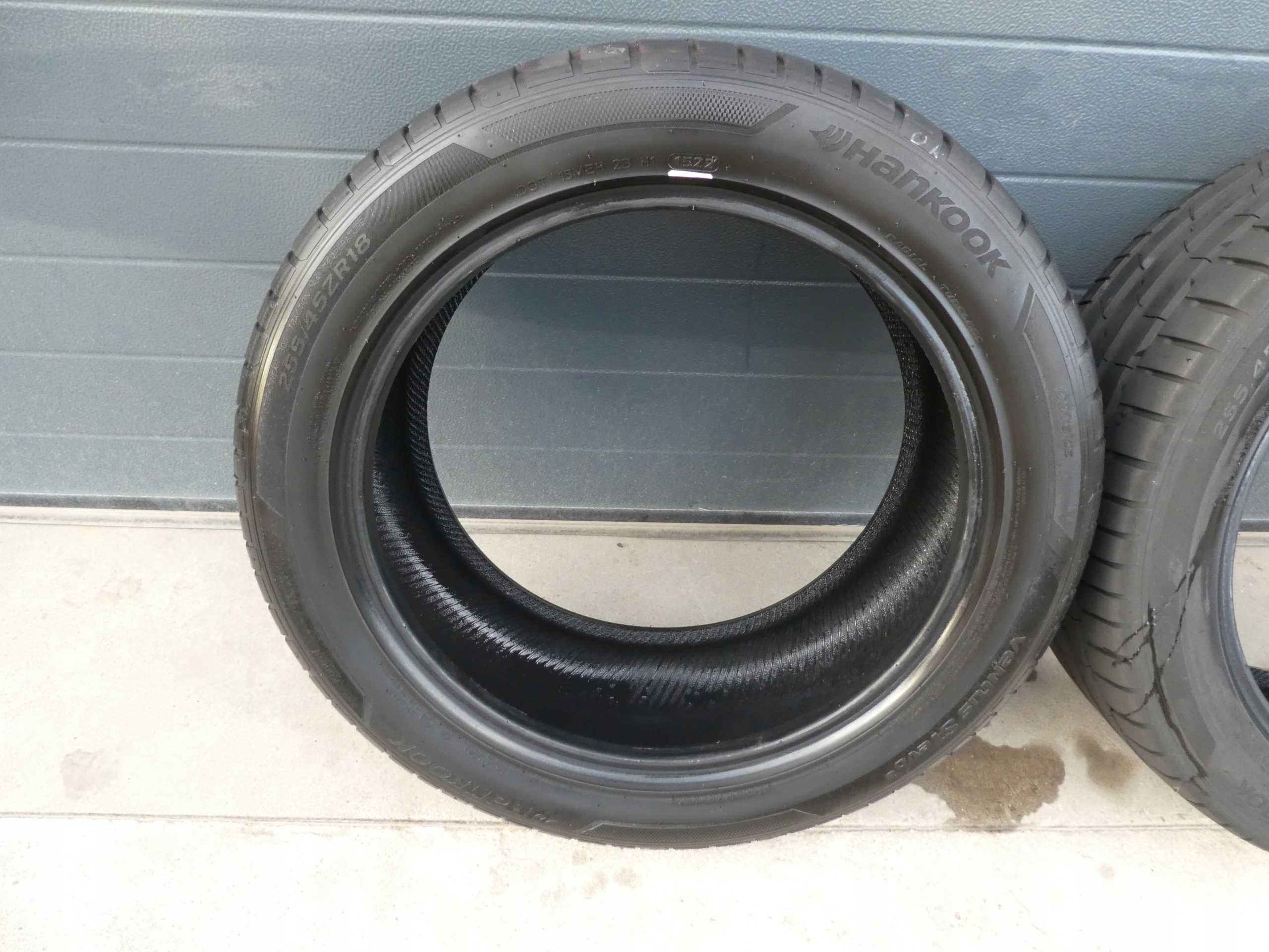 2X pneumatici, gomme Hankook 255/45/18 2022R