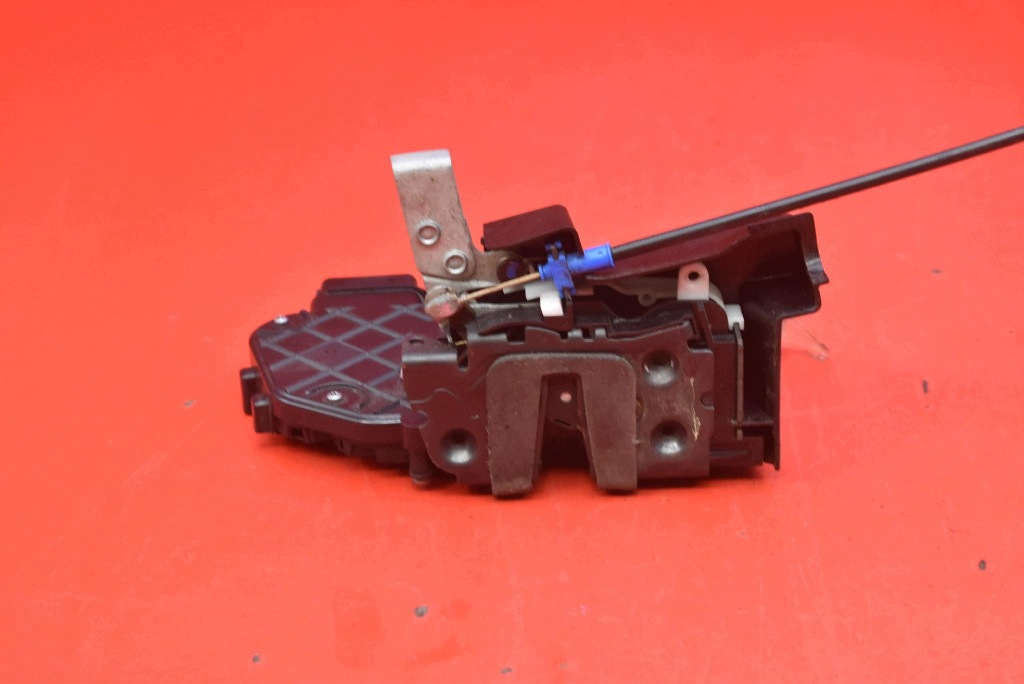 lock door left front front EU 6M2A-R21813-MB FORD MONDEO MK4 07-10