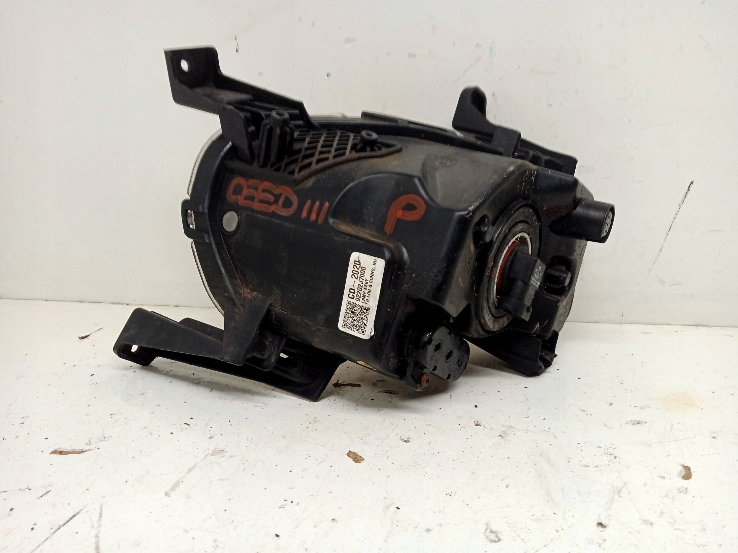 KIA CEED III fog light front right front 92202-J7000 2018