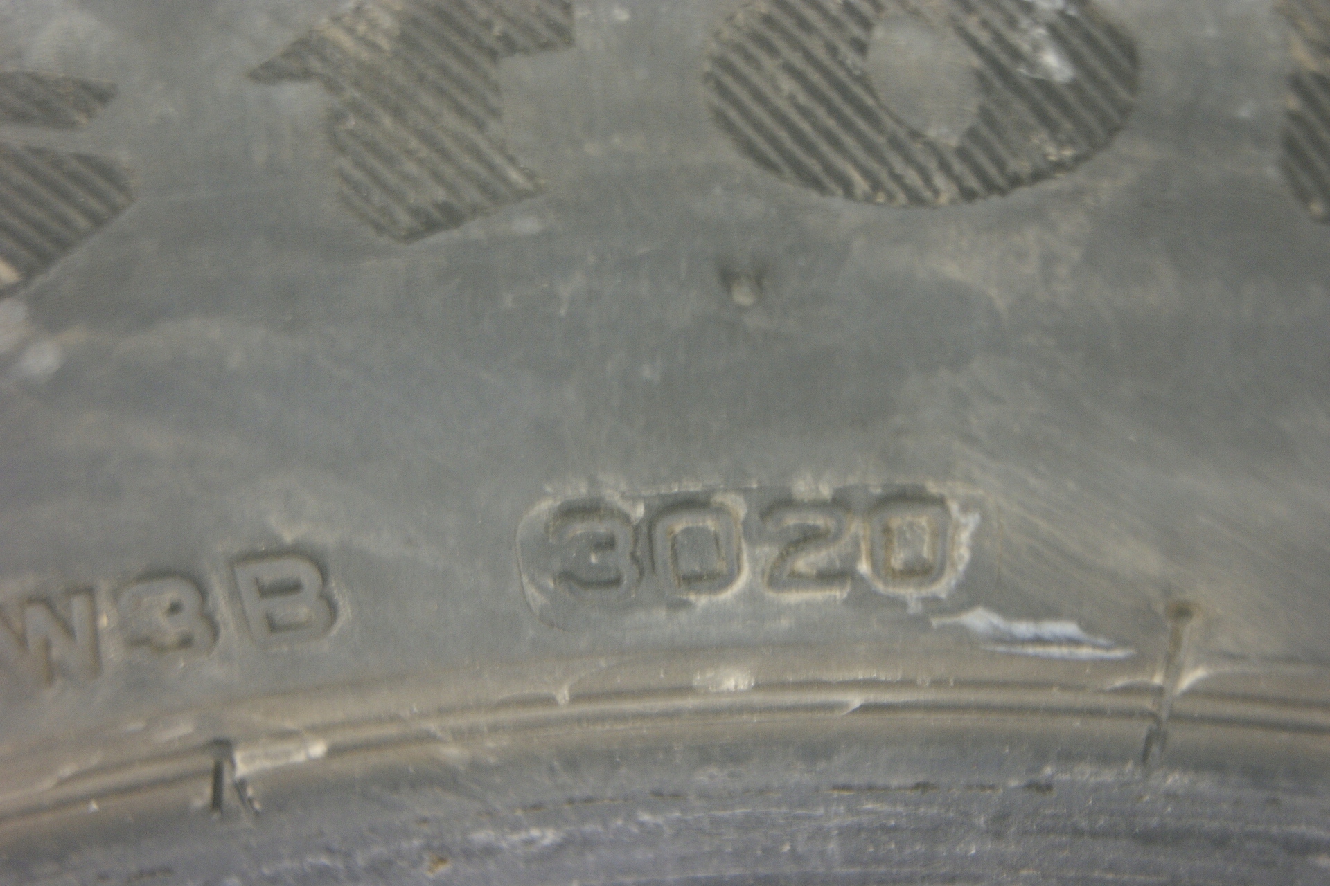 2x 215/55R17 opony zimowe Firestone WinterHawk 4 6mm 2020r (68049) Marka Firestone