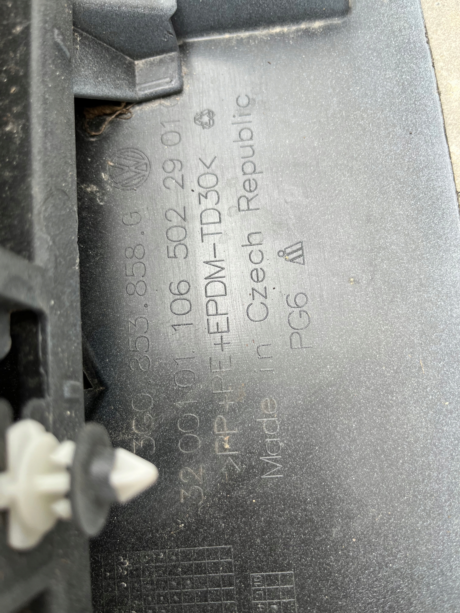 VW Passat B8 moulding threshold right R-LINE 2014