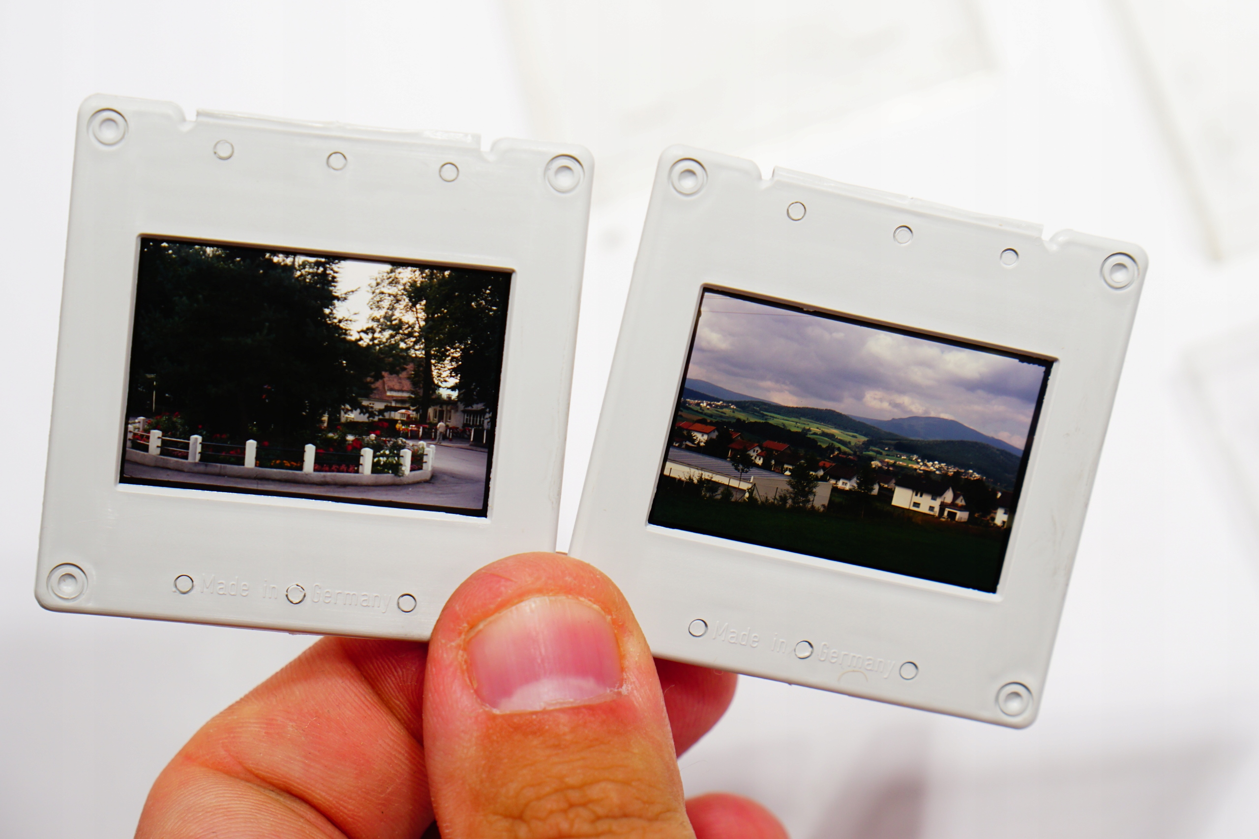 3 Magazynki Do Slajdów + 108 szt. Slajdów Ramki Do Slajdów Wielorazowe EAN (GTIN) 4894651123807