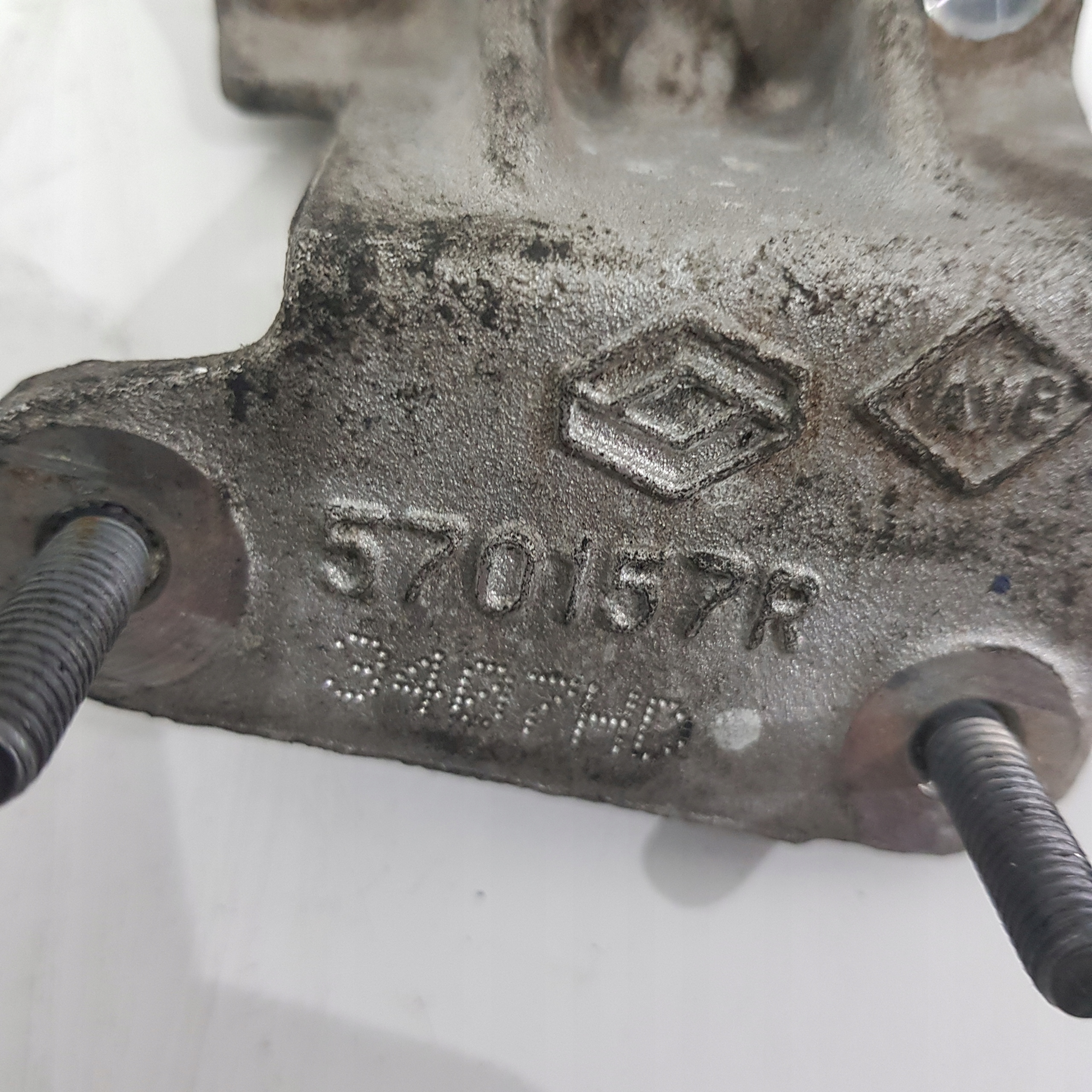 support RENAULT NISSAN 1.5 DCI 570157R