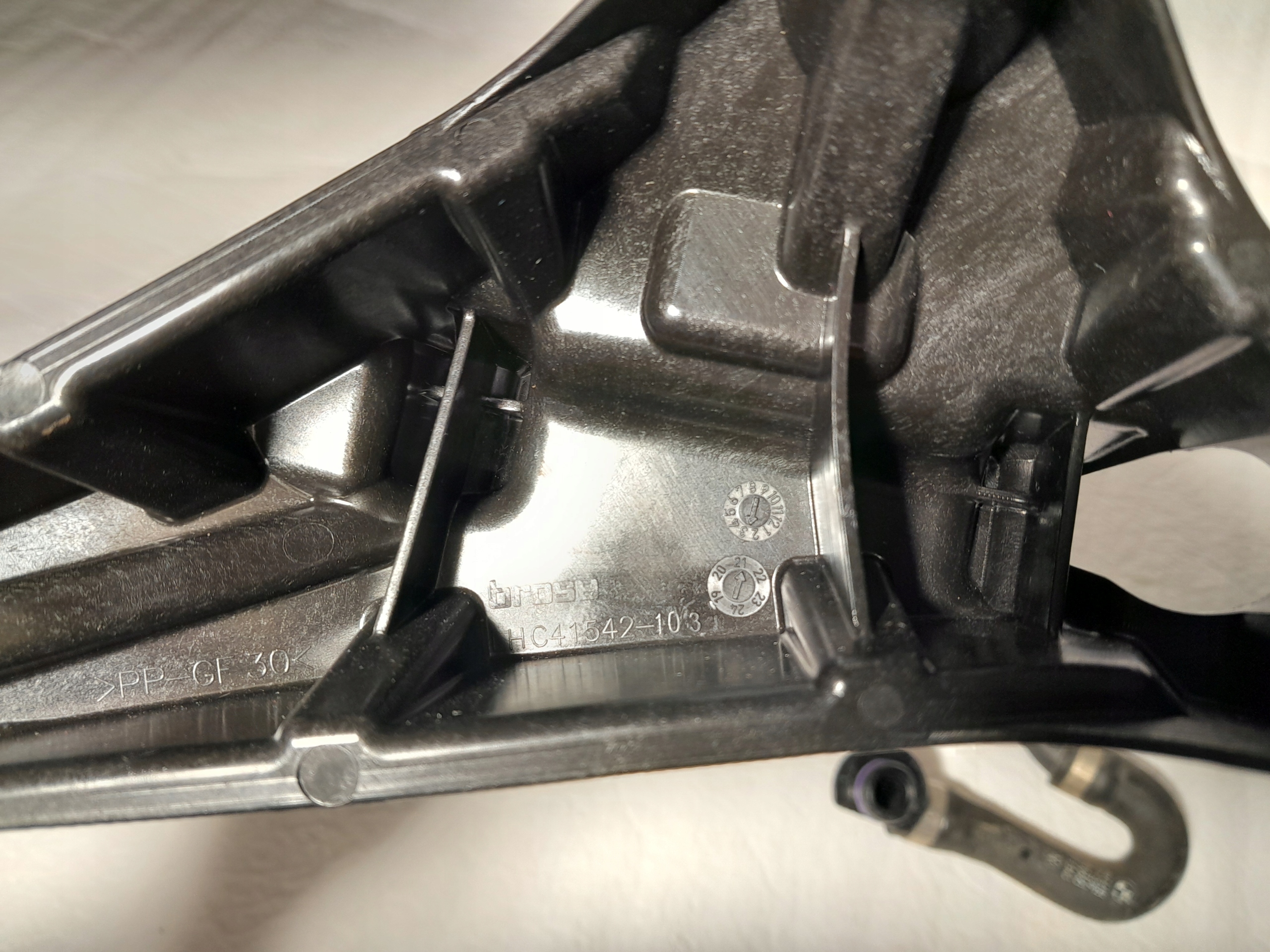 BMW 7' G11 LCI bracket holder LHC41542-103