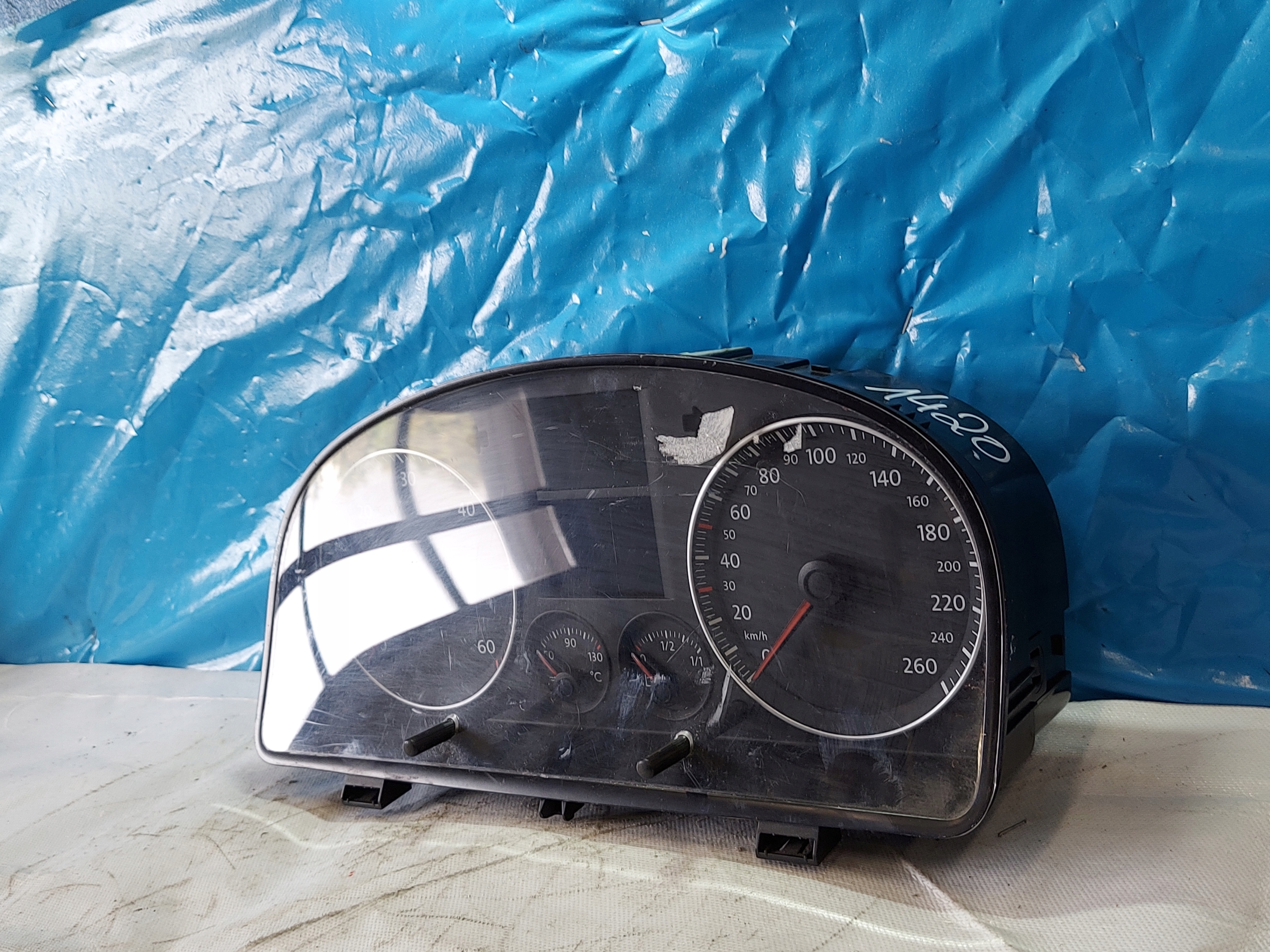 kilometar sat brzinomjer sat TOURAN 1.9 TDI 1T00920861A