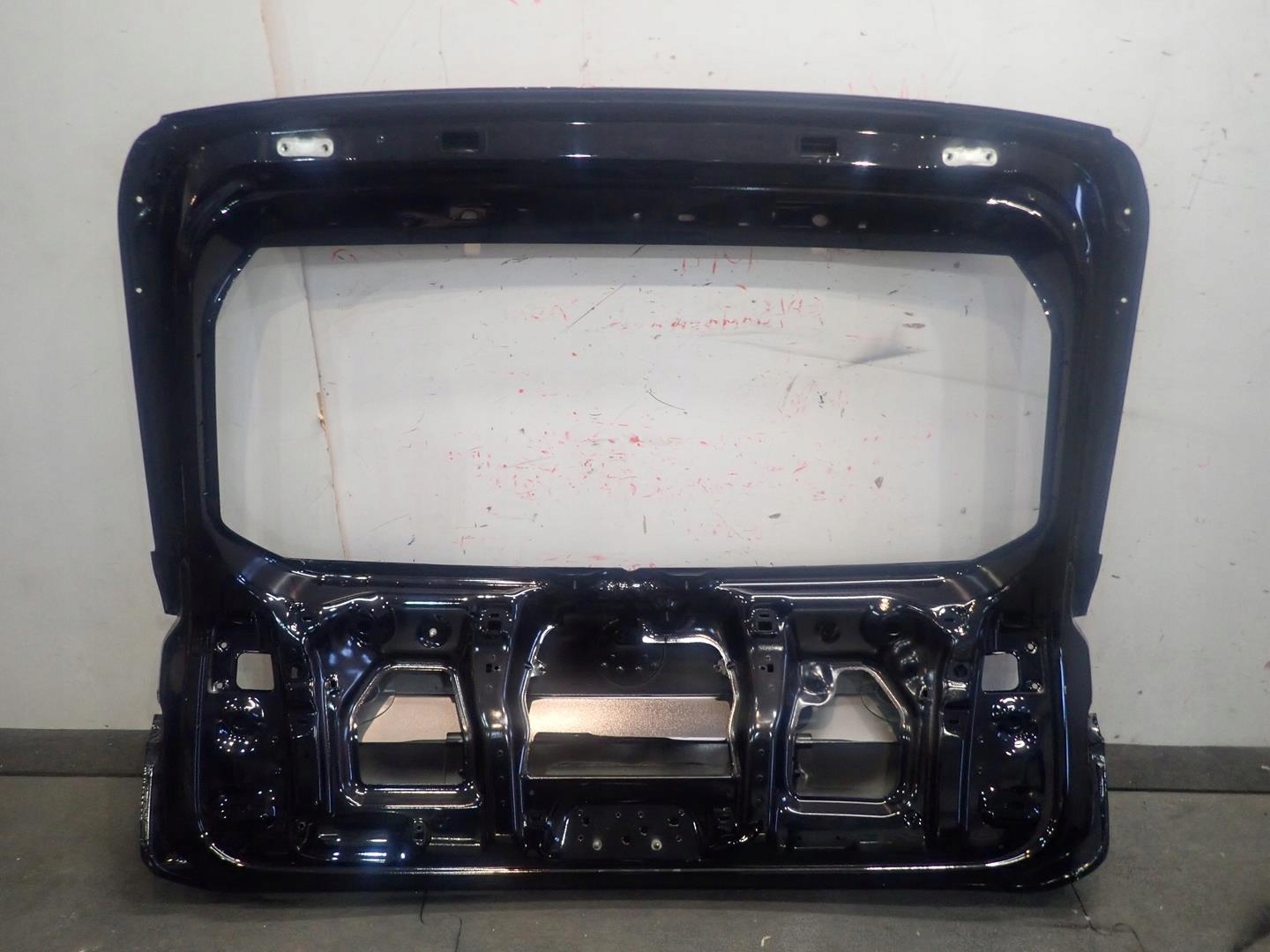 trunk door VW TOUAREG III 2018
