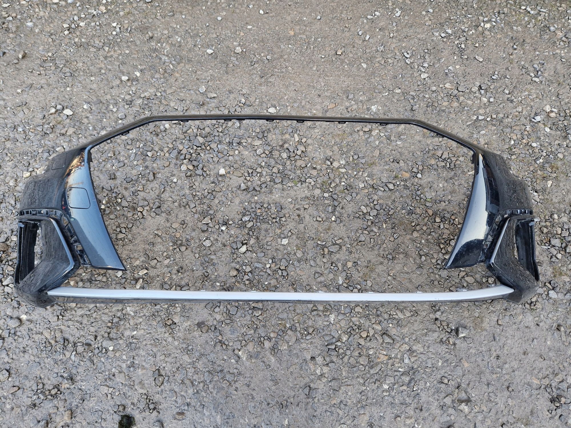 Frontstoßstange AUDI A3 HB 8Y0 2020R->