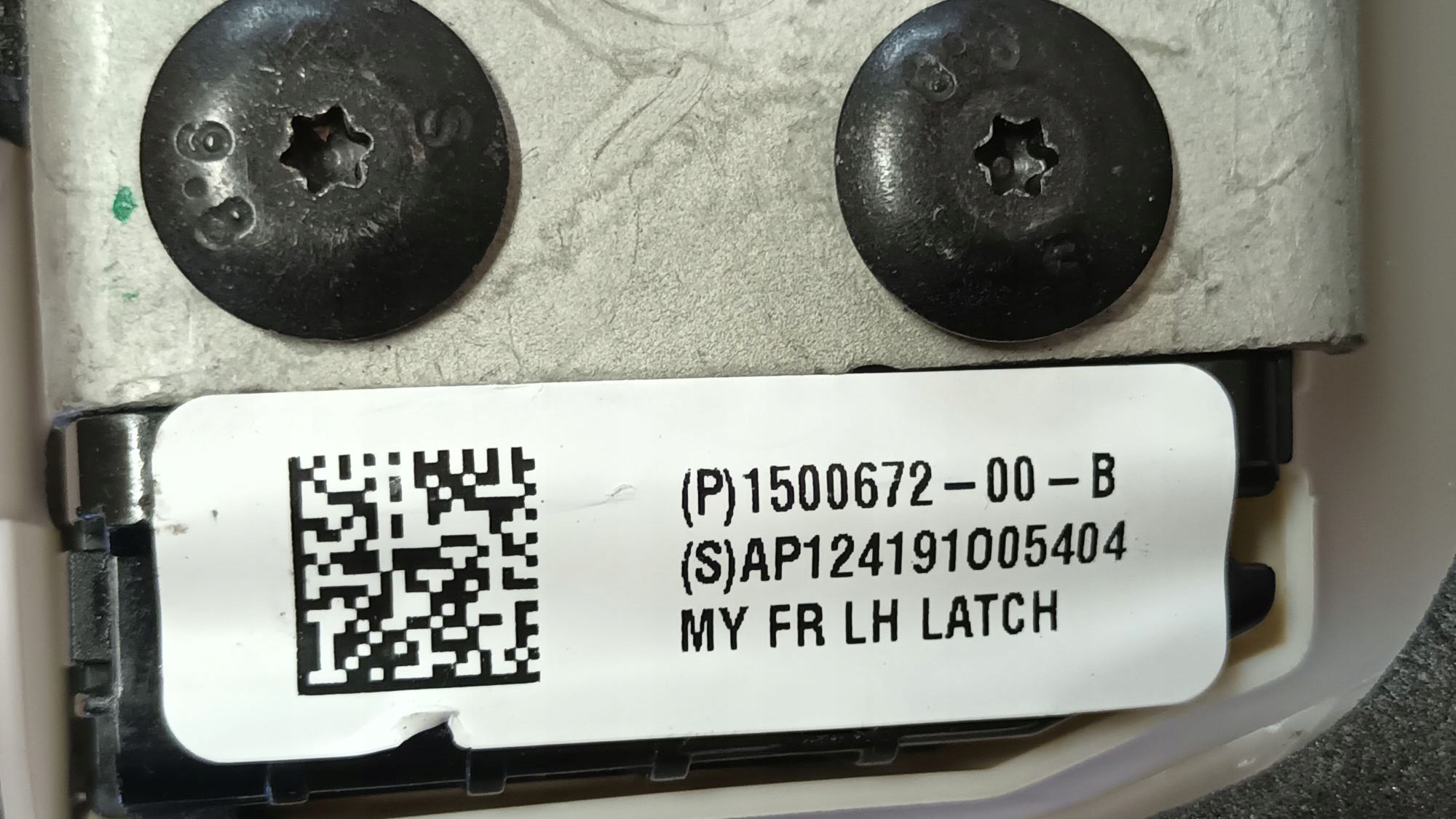 lock door left front 1500672-00-B TESLA 3 TESLA Y
