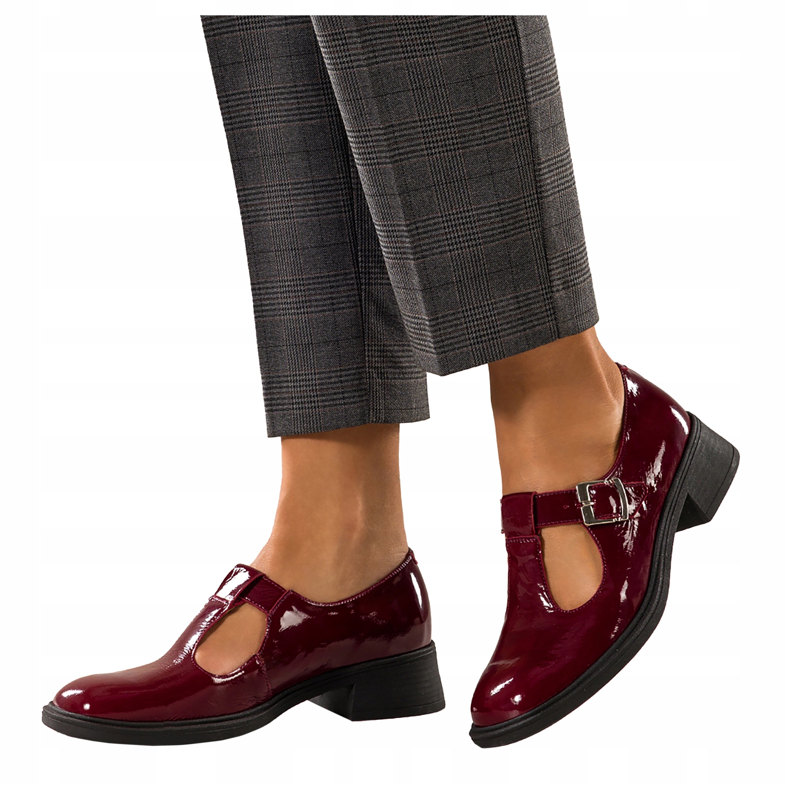 Dámské kožené polobotky Bordové Módní Výřezy Pohodlné Polský Výrobek vel. 40