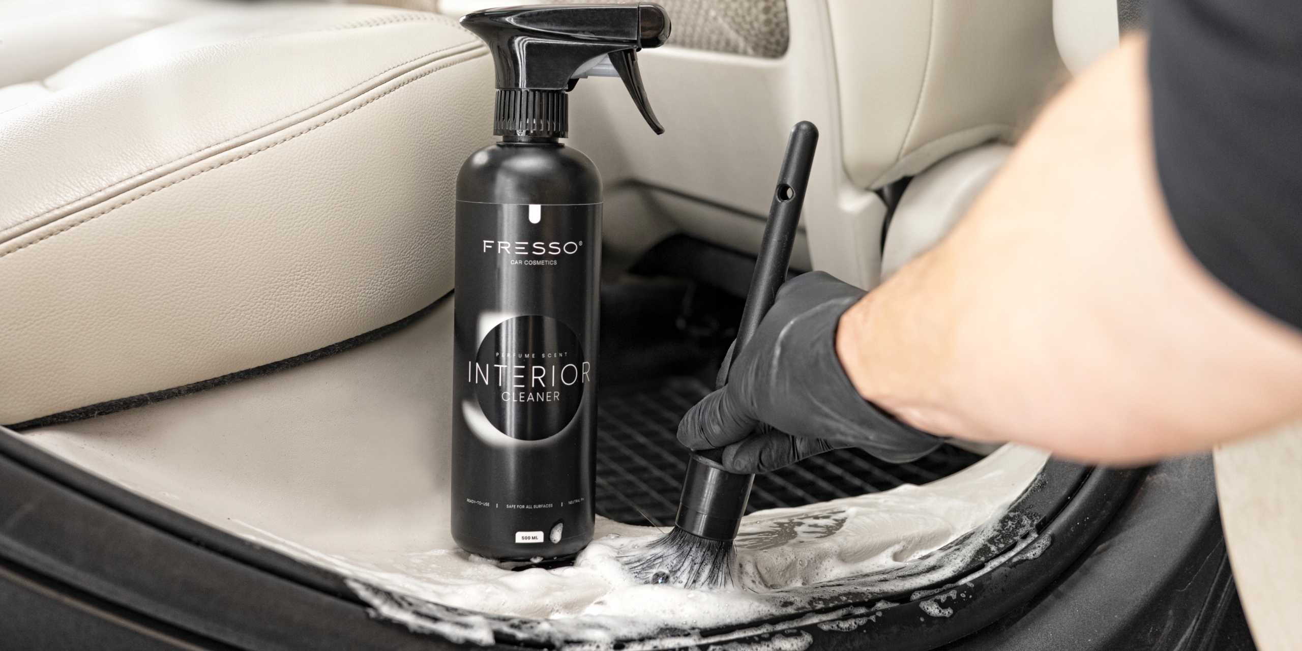 FRESSO INTERIOR CLEANER DO CZYSZCZENIA PLASTIKÓW KOKPITU WNĘTRZA AUTA 0,5L Producent Fresso