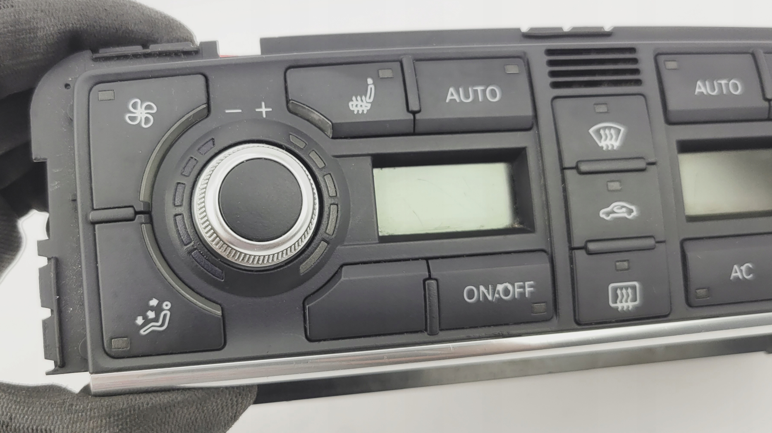 AUDI A8 D3 LIFT PANEL klími klimatizaci 4E0820043K AC