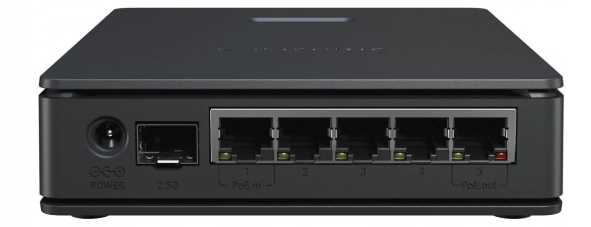 Mikrotik Prepínač hAP ax S E62iUGS-2axD5axT