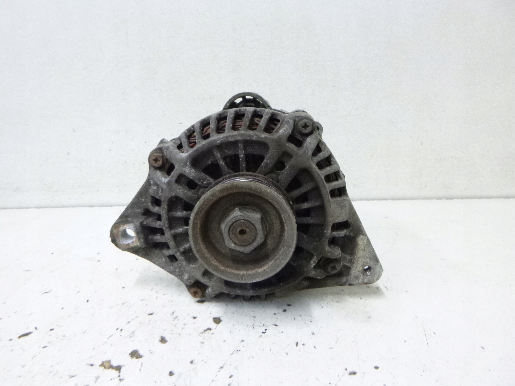 ALTERNATOR MITSUBISHI SPACE WAGON 2.0 2004R. 100A MD358421