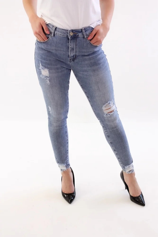 Modré džínové kalhoty s oděrkami, velikost 34