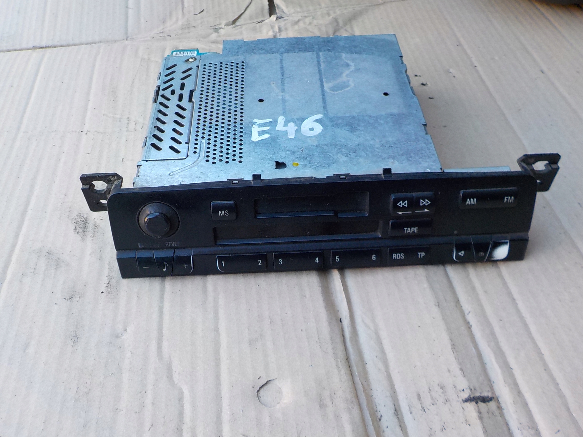 radio kasetowe bmw e46 8368234