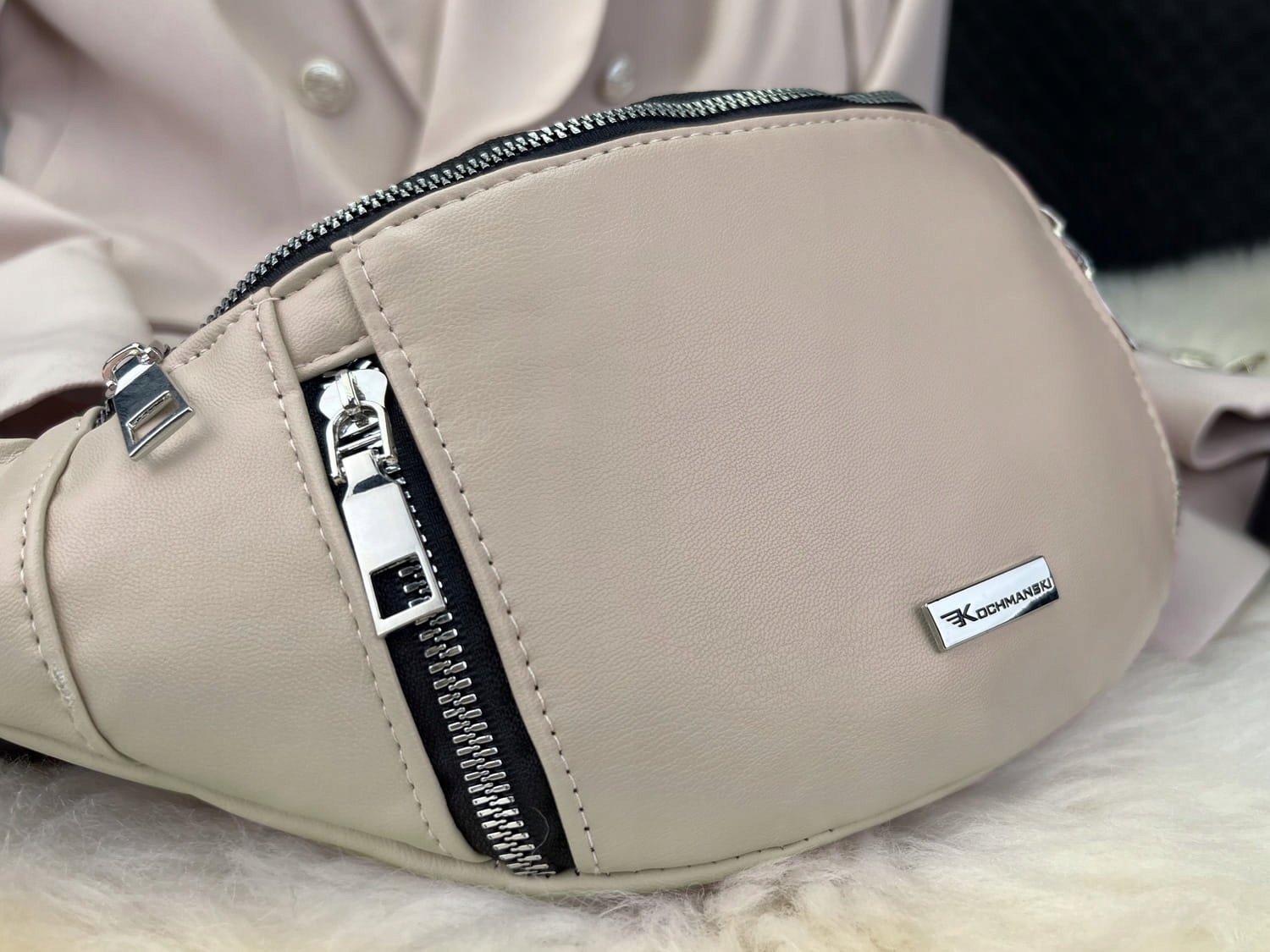 KOCHMANSKI nerka damska na pas lub saszetka na ramię beżowa Model TBR-03