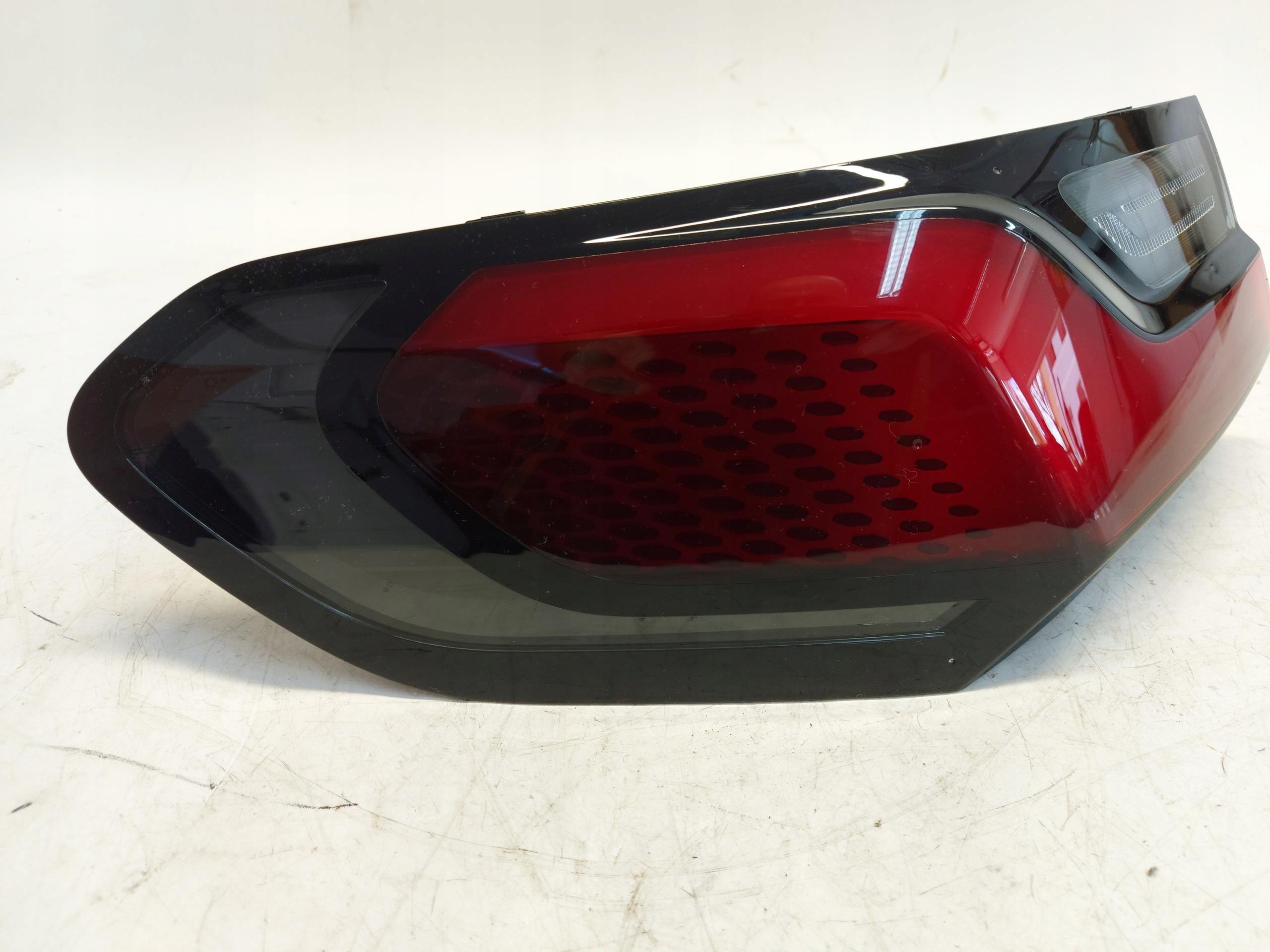 BMW U06 220d light left rear part rear m-packet H3 8494359 10