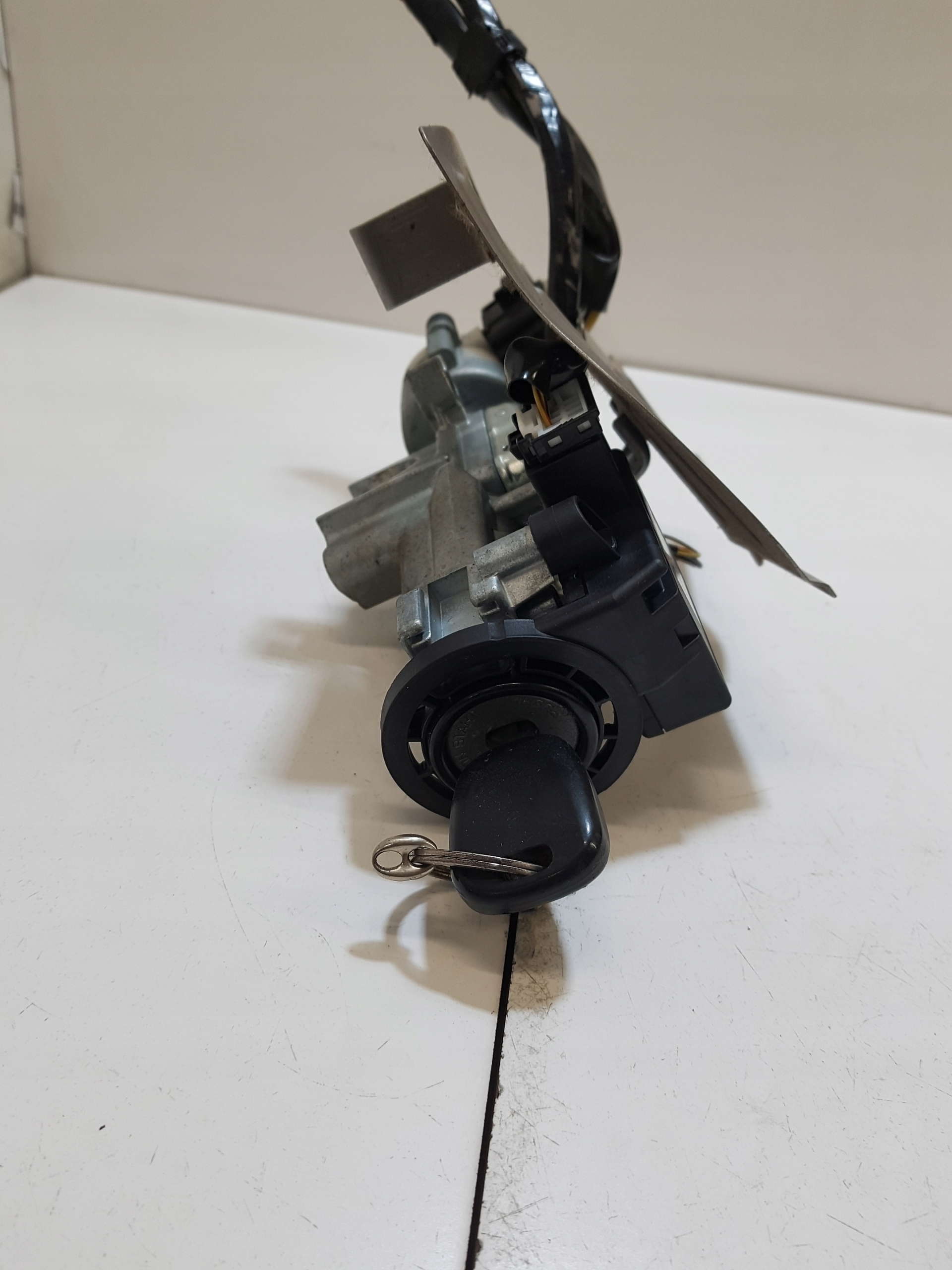 ignition Z KLUCZYKIEM SUZUKI SWIFT 4
