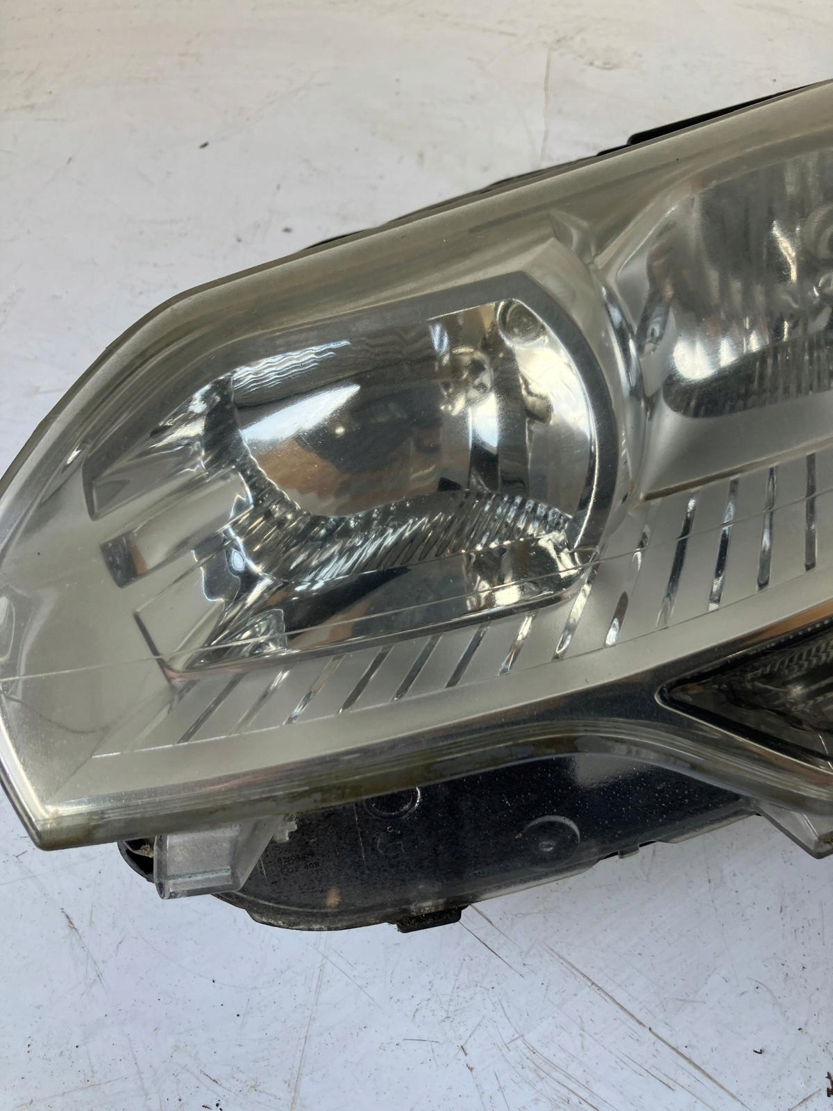 light left front CITROEN C5 III X7 EU 9684845580