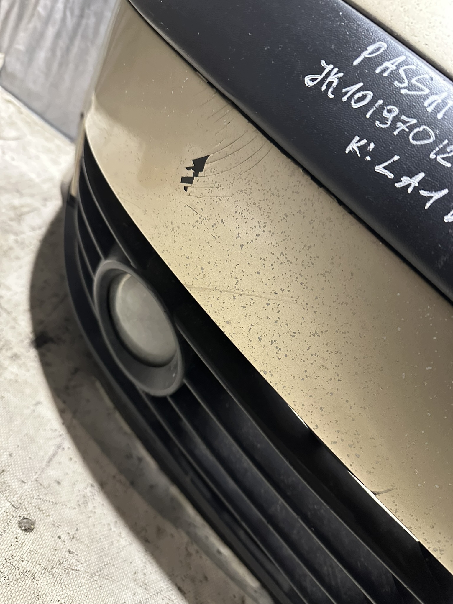 bumper front VOLKSWAGEN VW PASSAT B5 FL KOMBI LA1W