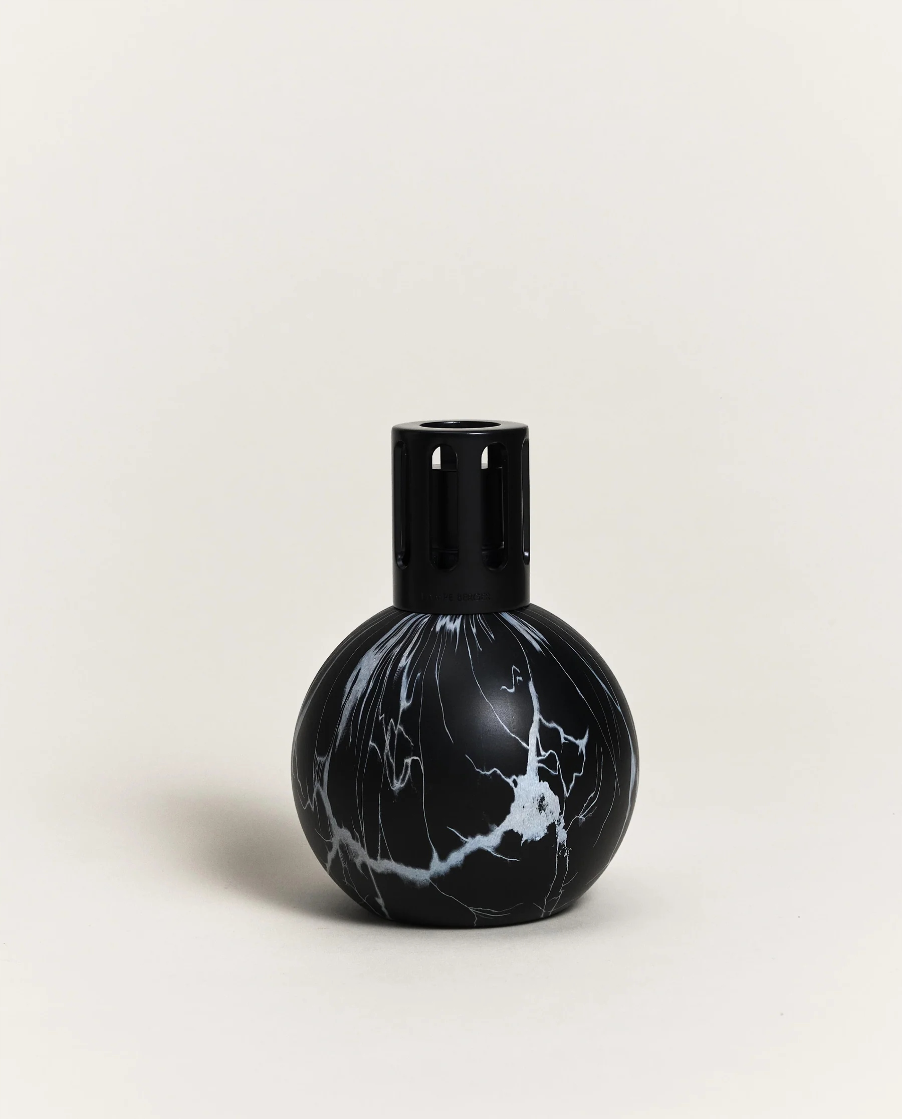 Marbled Black Maison Berger katalytická lampa mramor černá