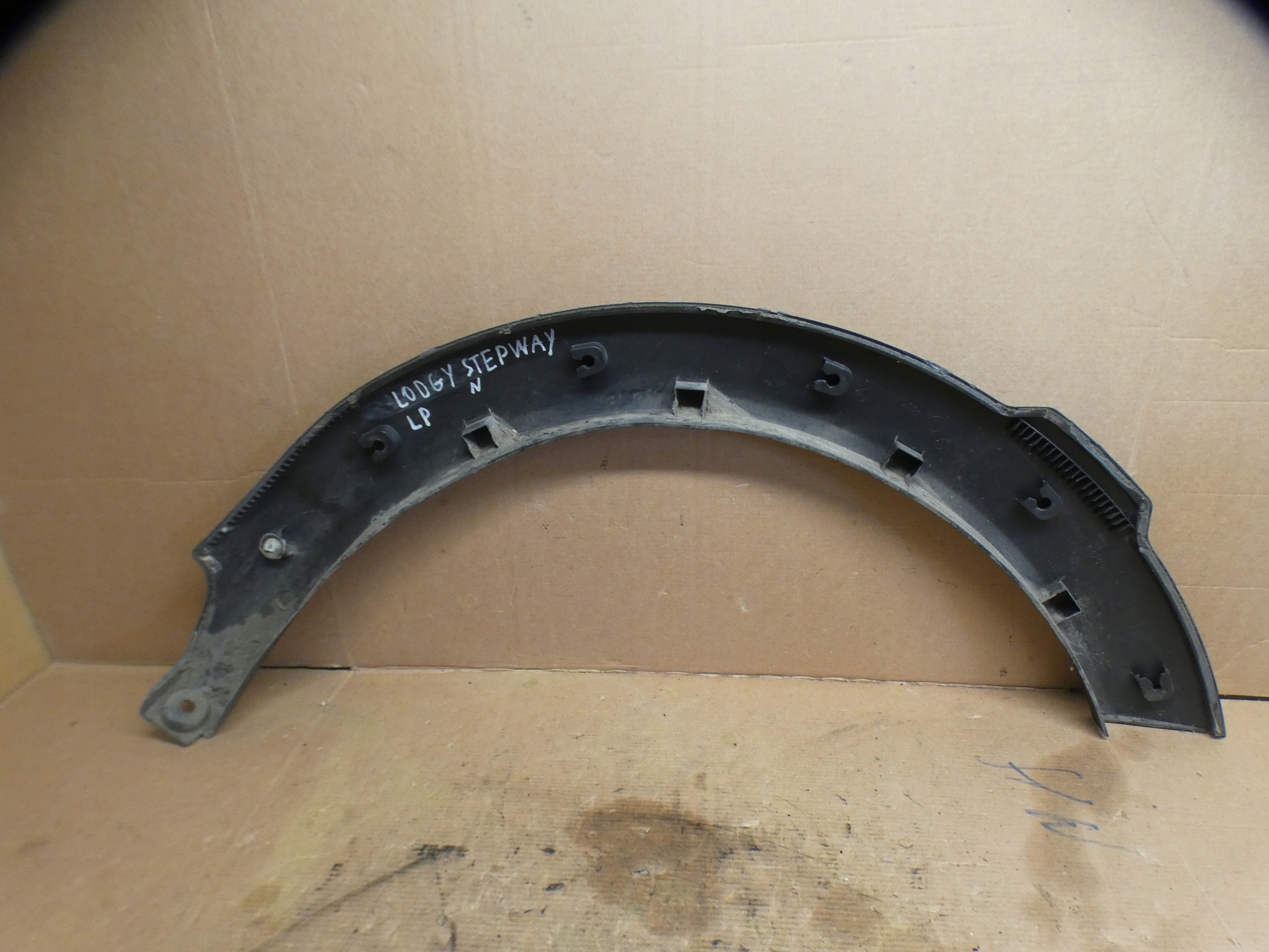 DACIA LODGY STEPWAY moulding fender left front 638753470R ORYG