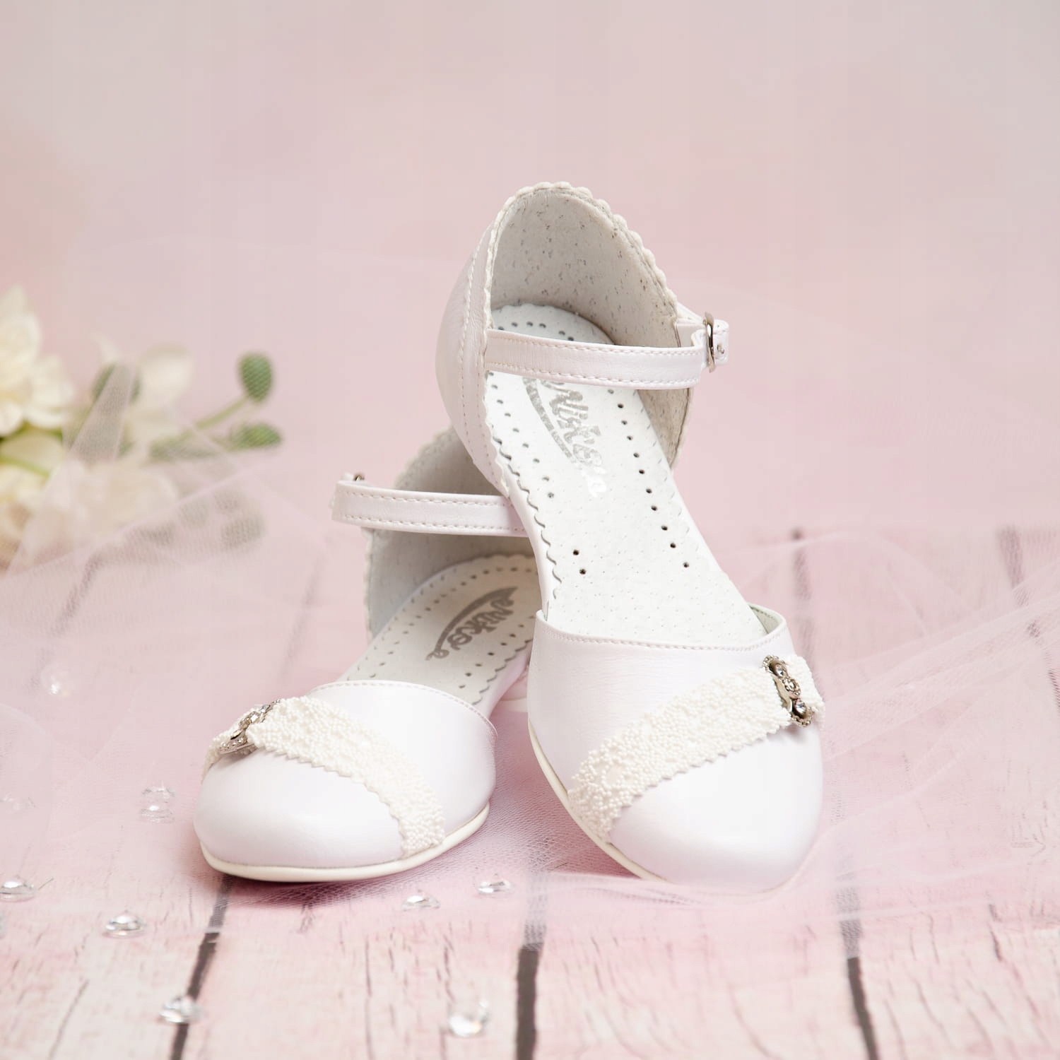 Buty komunijne dziewczęce KBD-714 - Rozmiar: 38 - Marka Inna marka