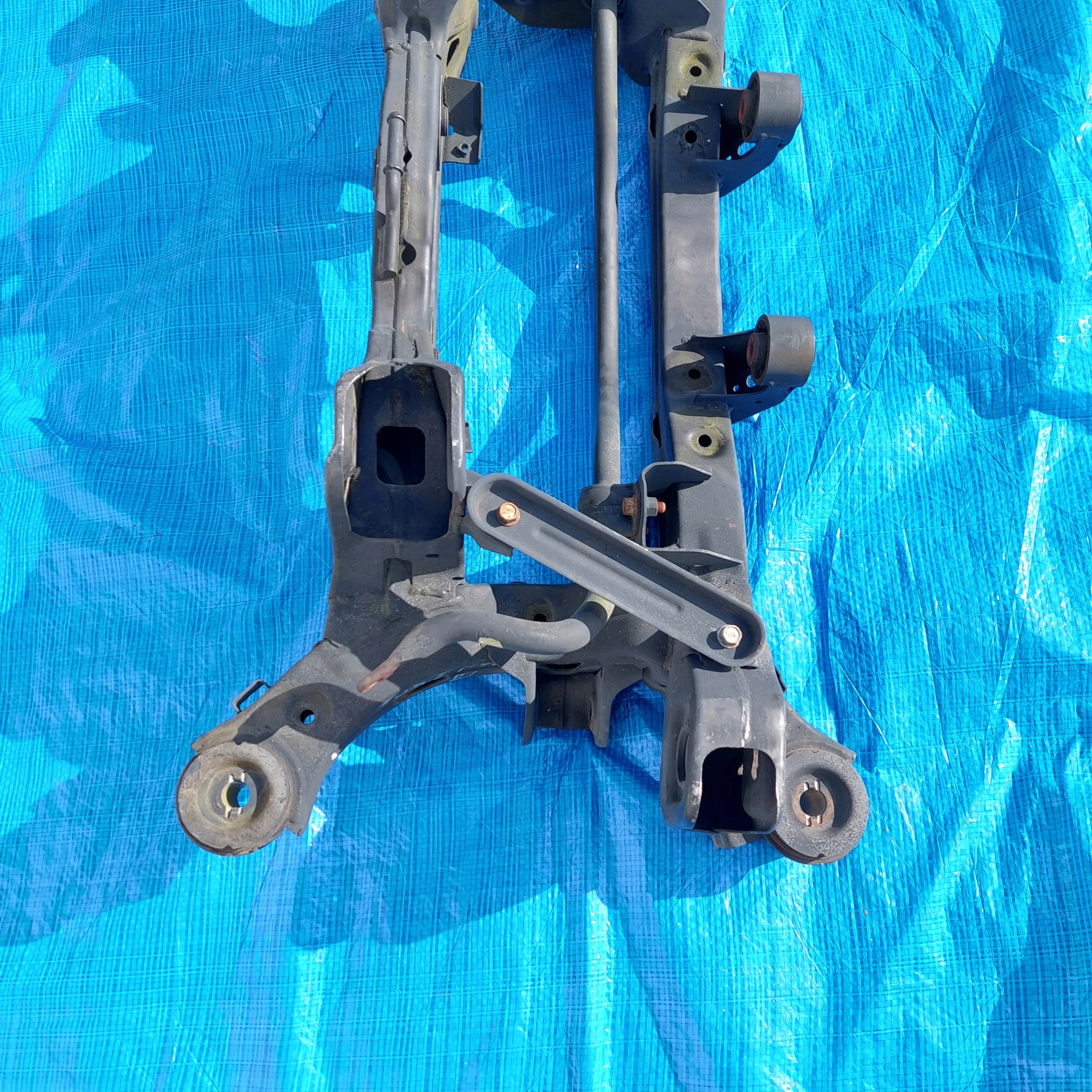 axle beam subframe sider rear part 4x4 SORENTO III 15