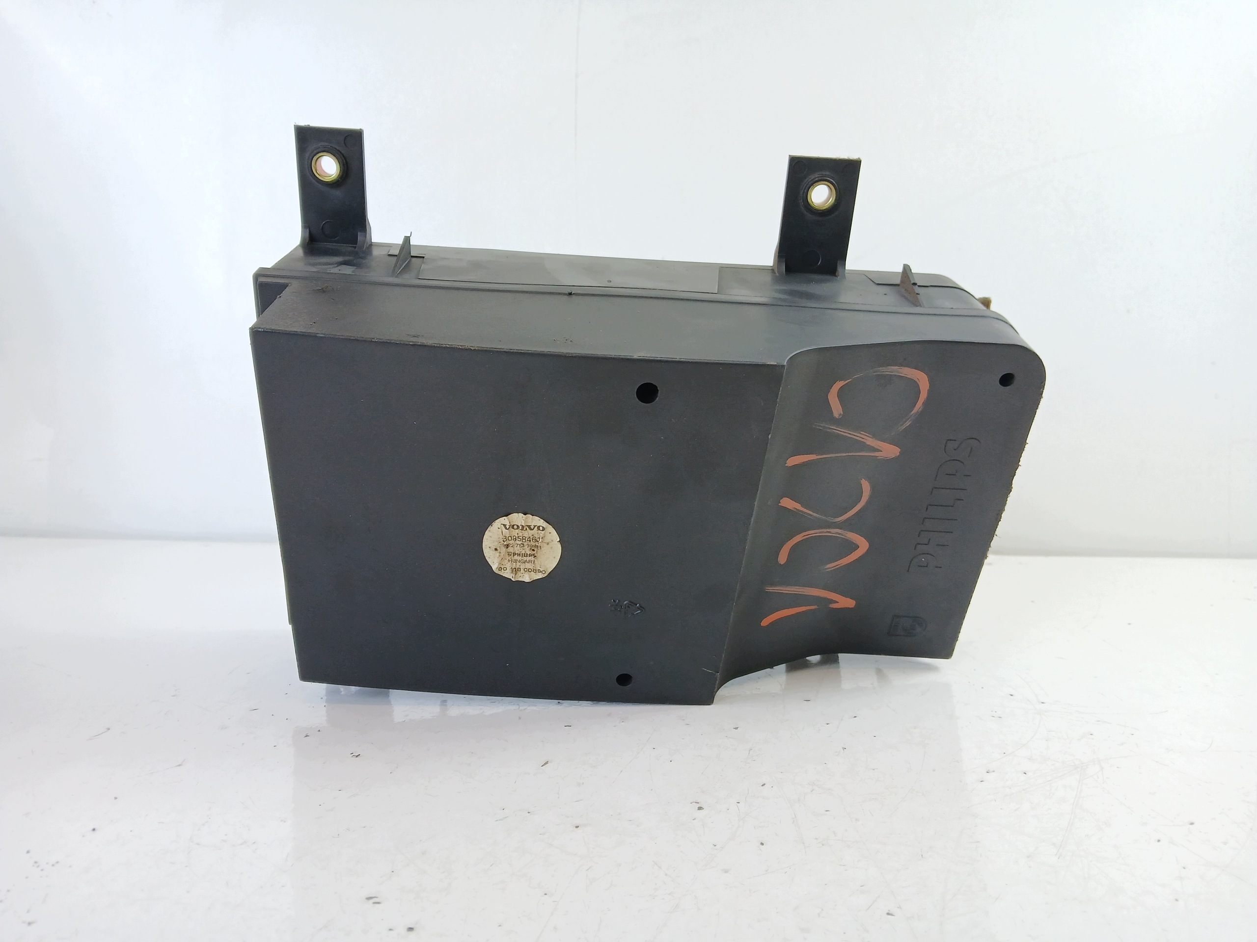 VOLVO V40 S40 a reprák SUBWOOFER 30858461