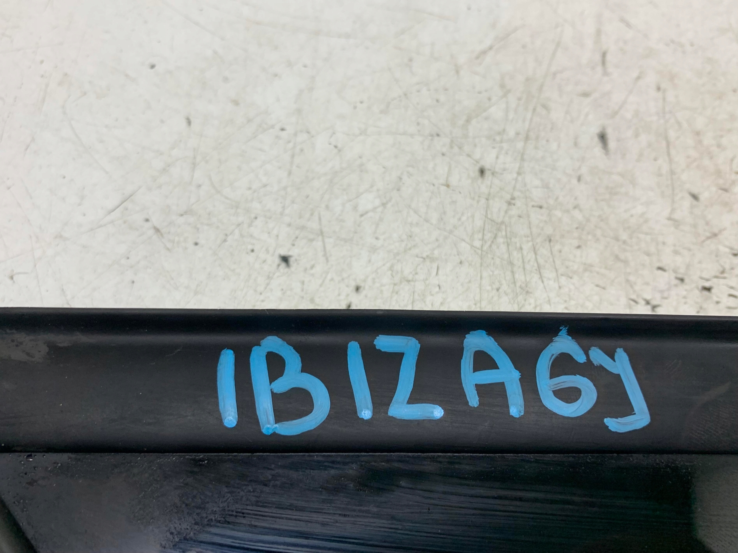 window bodywork right front 6J0845412 SEAT IBIZA IV 6J 08-17