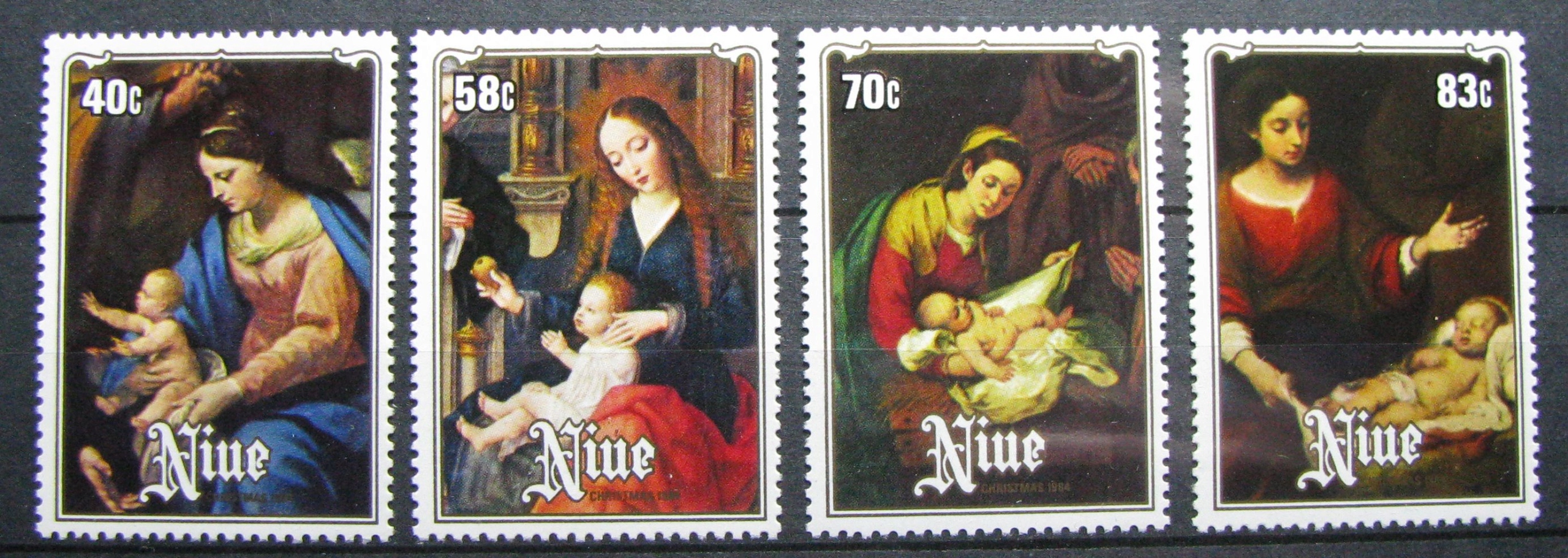 NIUE - Mi 596-599 ** - Boże Narodzenie