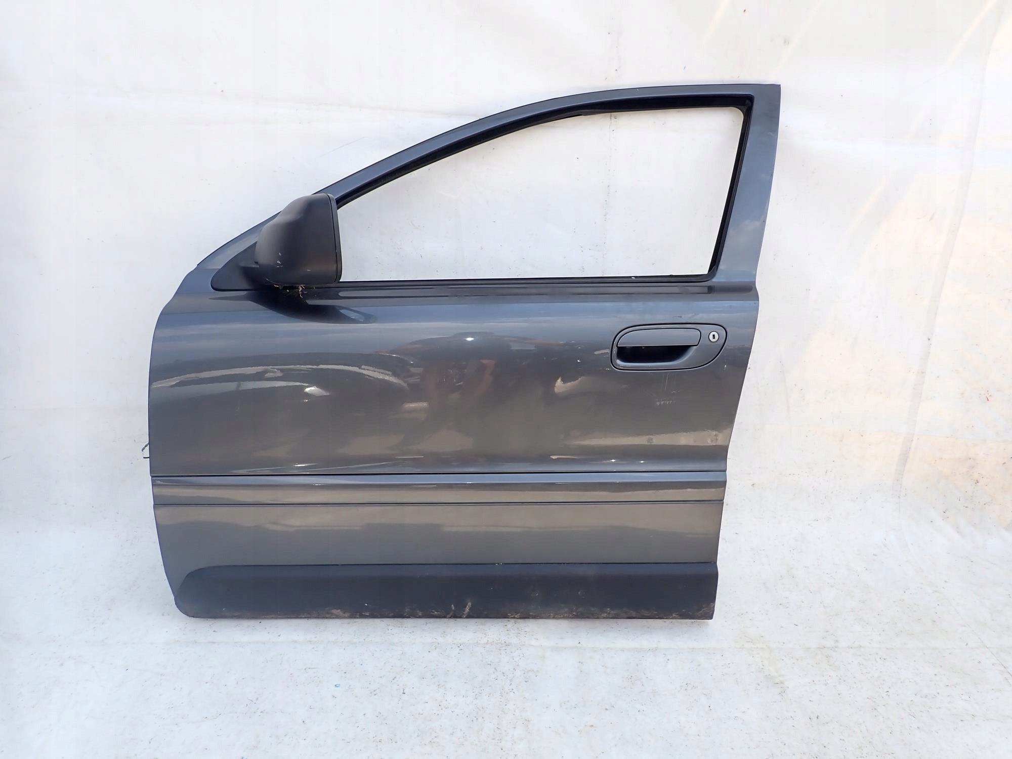 VOLVO XC70 and 1 00-07 door front front left