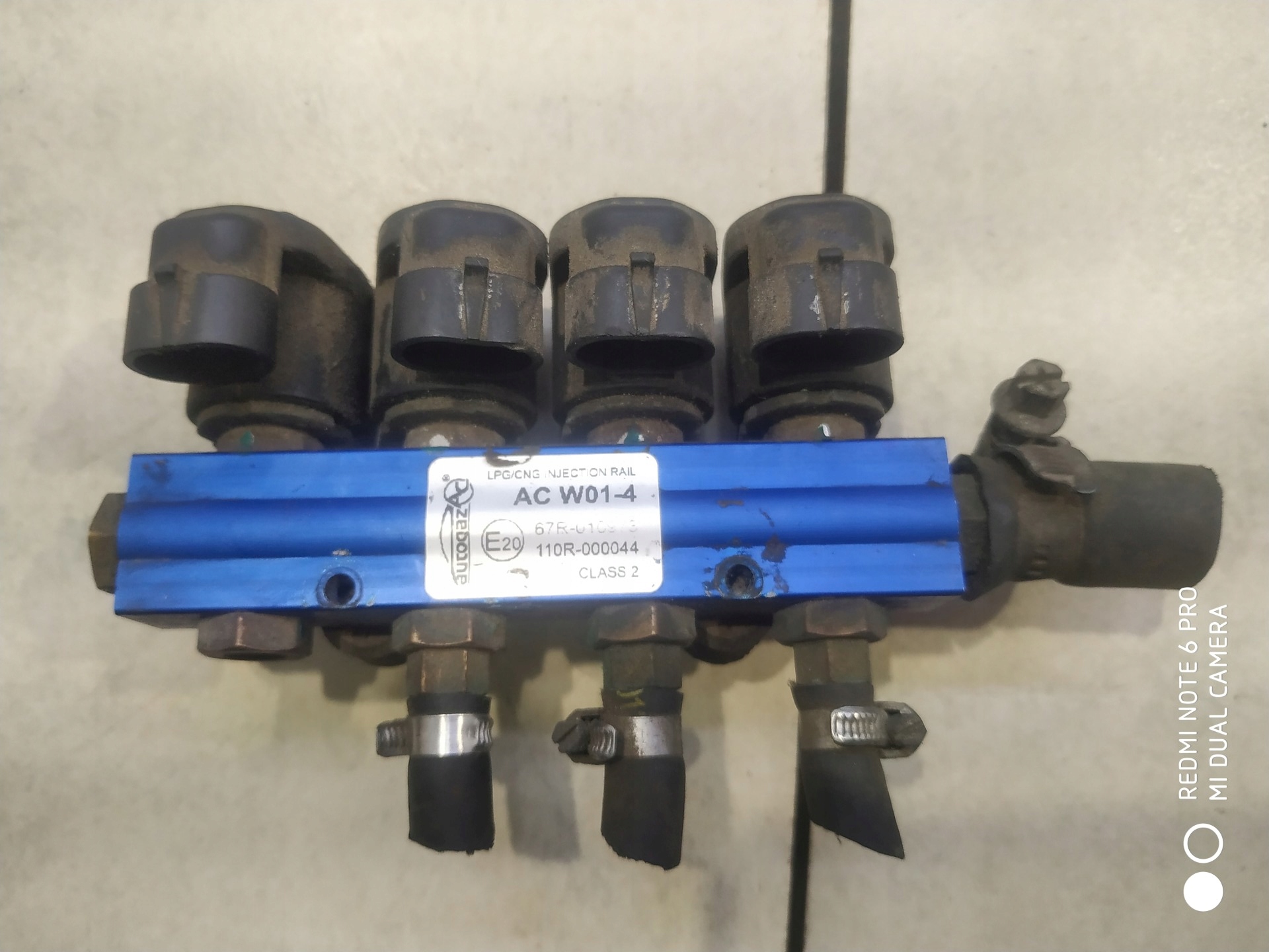 Rampe injection LPG CORSA C 1.0 110R-000044