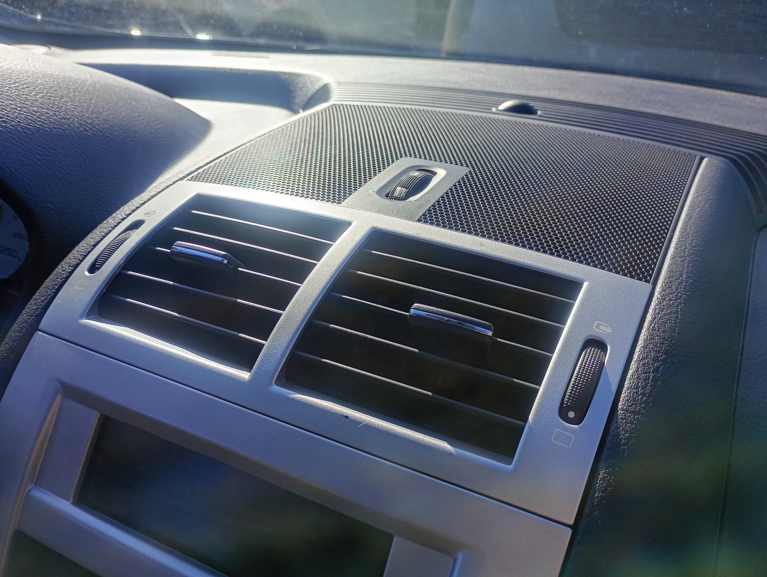 grid air conditioning devices air central Peugeot 407 SW 04-10