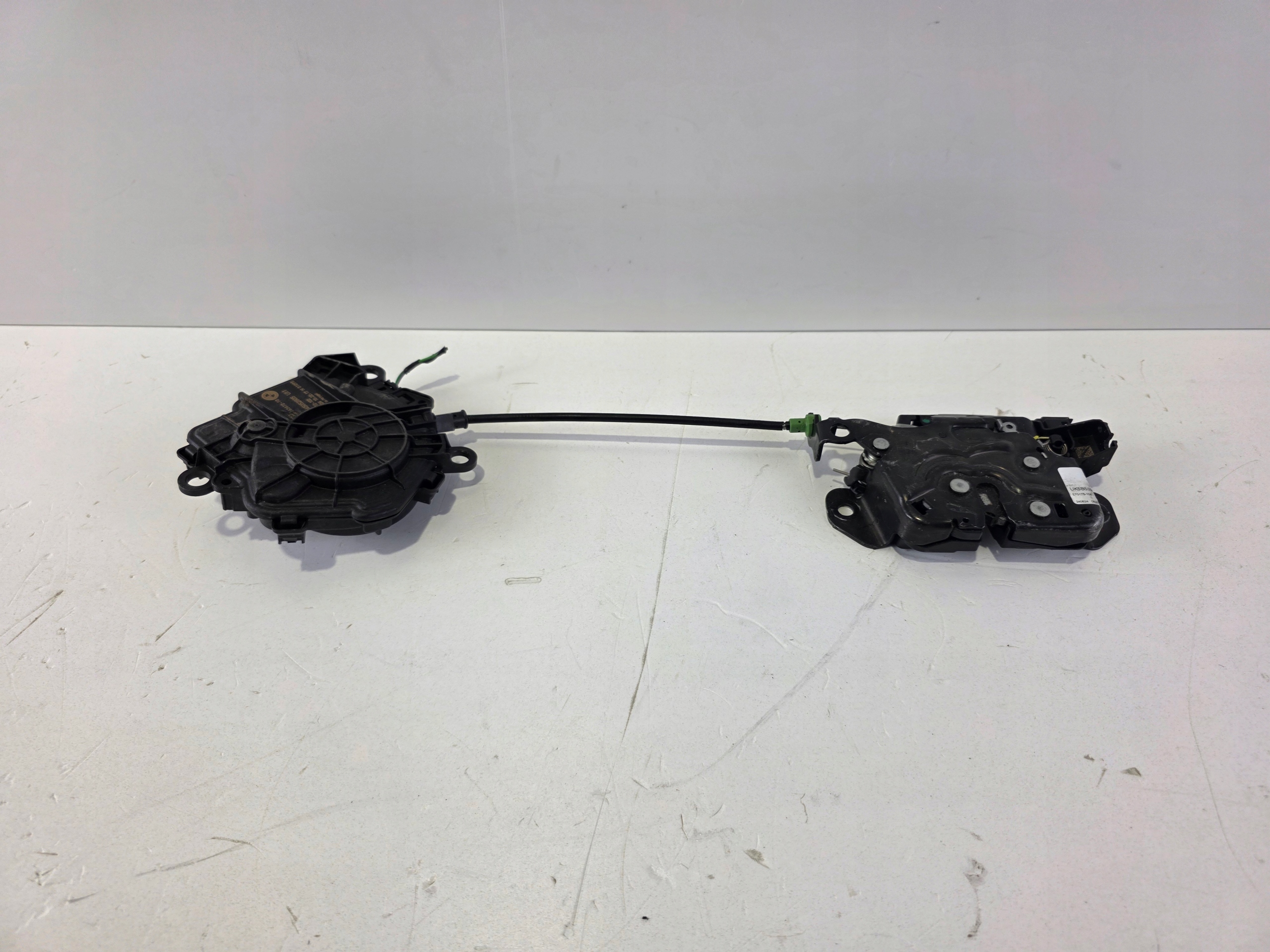 lock DOCIAG bonnet boot BMW X1 U25 5B539E401