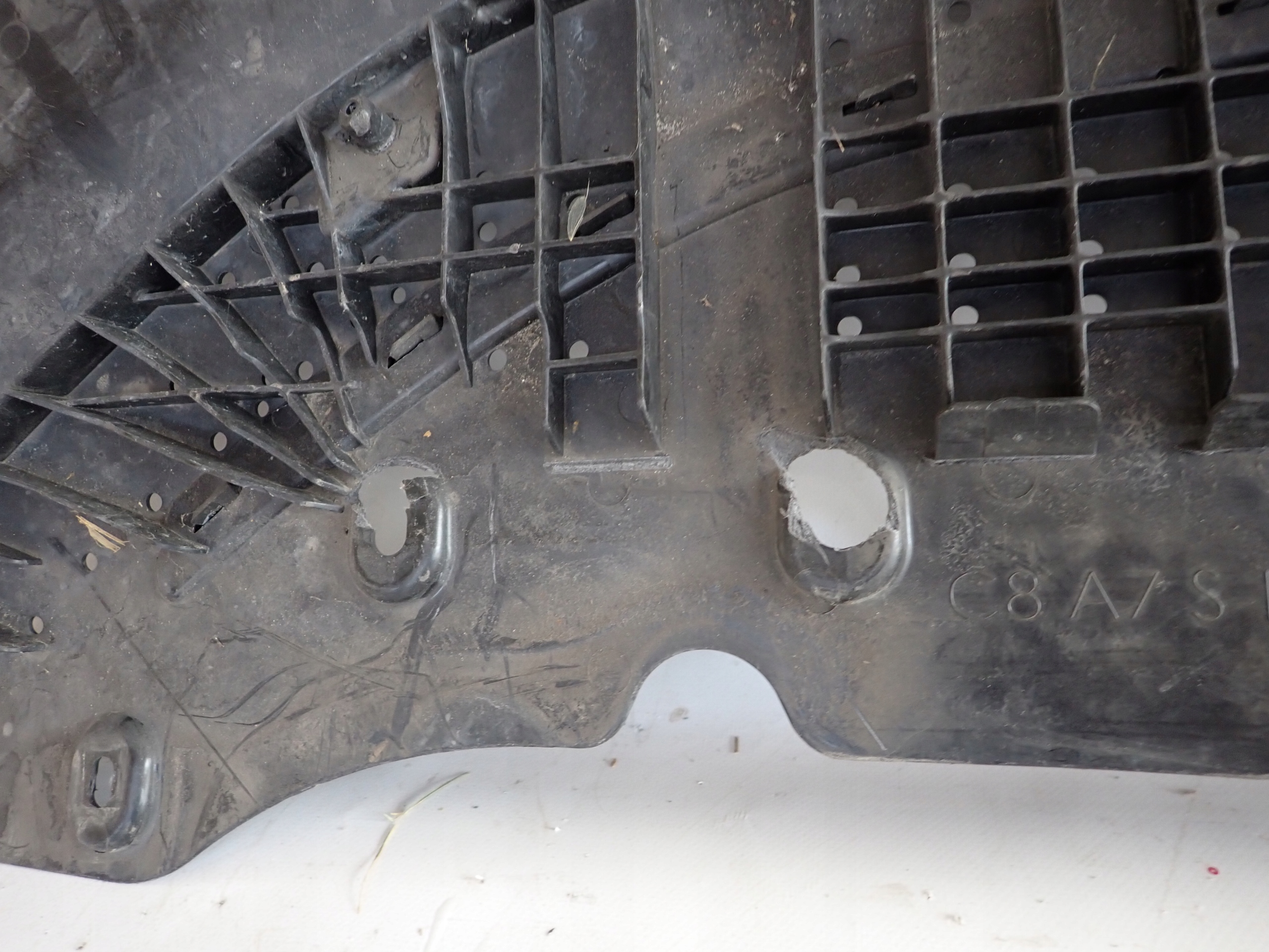 AUDI A7 C8 4K8 cover cover below bumper