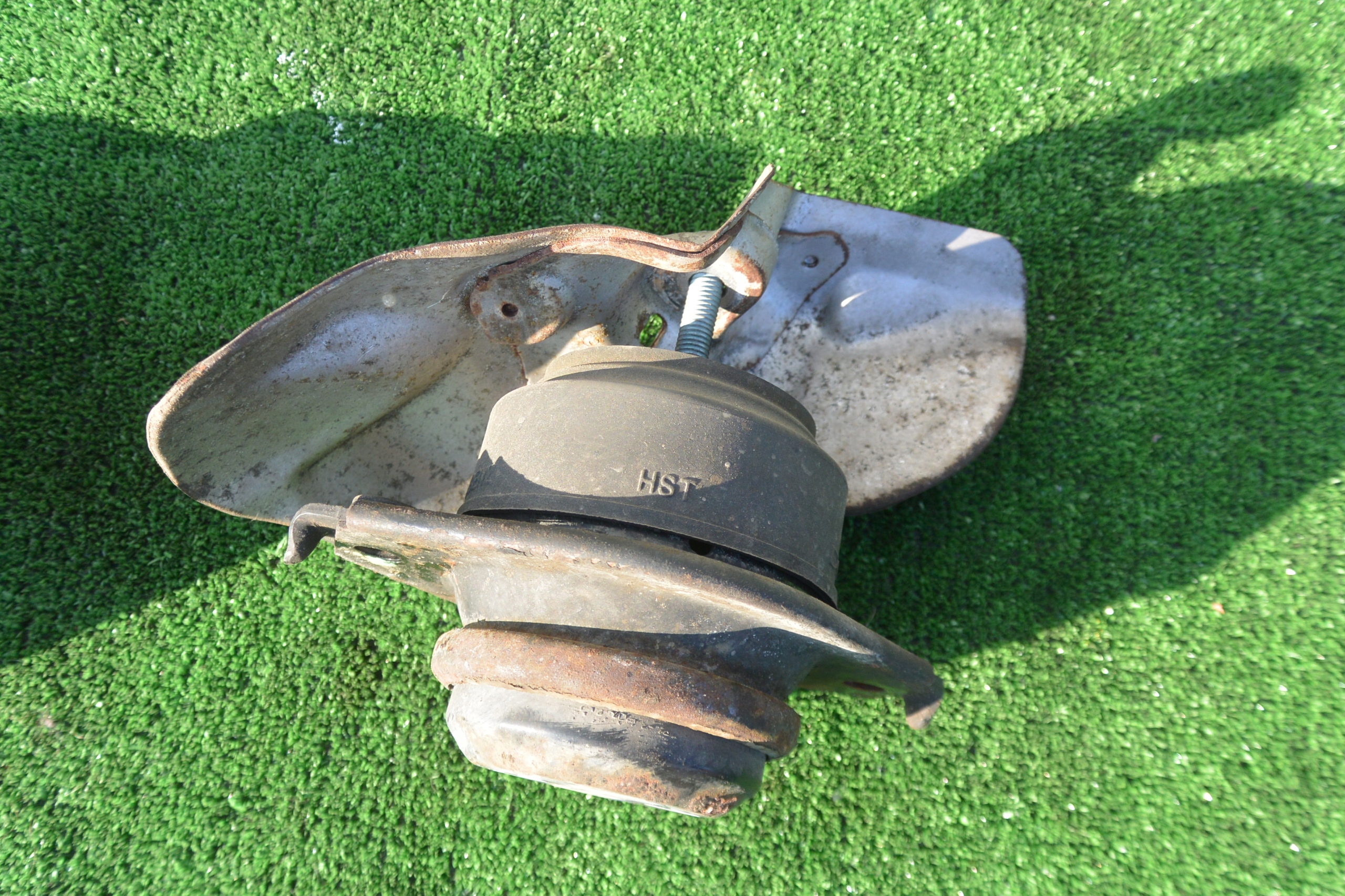 engine mount MERCEDES 5.5 4.7 5.5 GL X164 ML W164