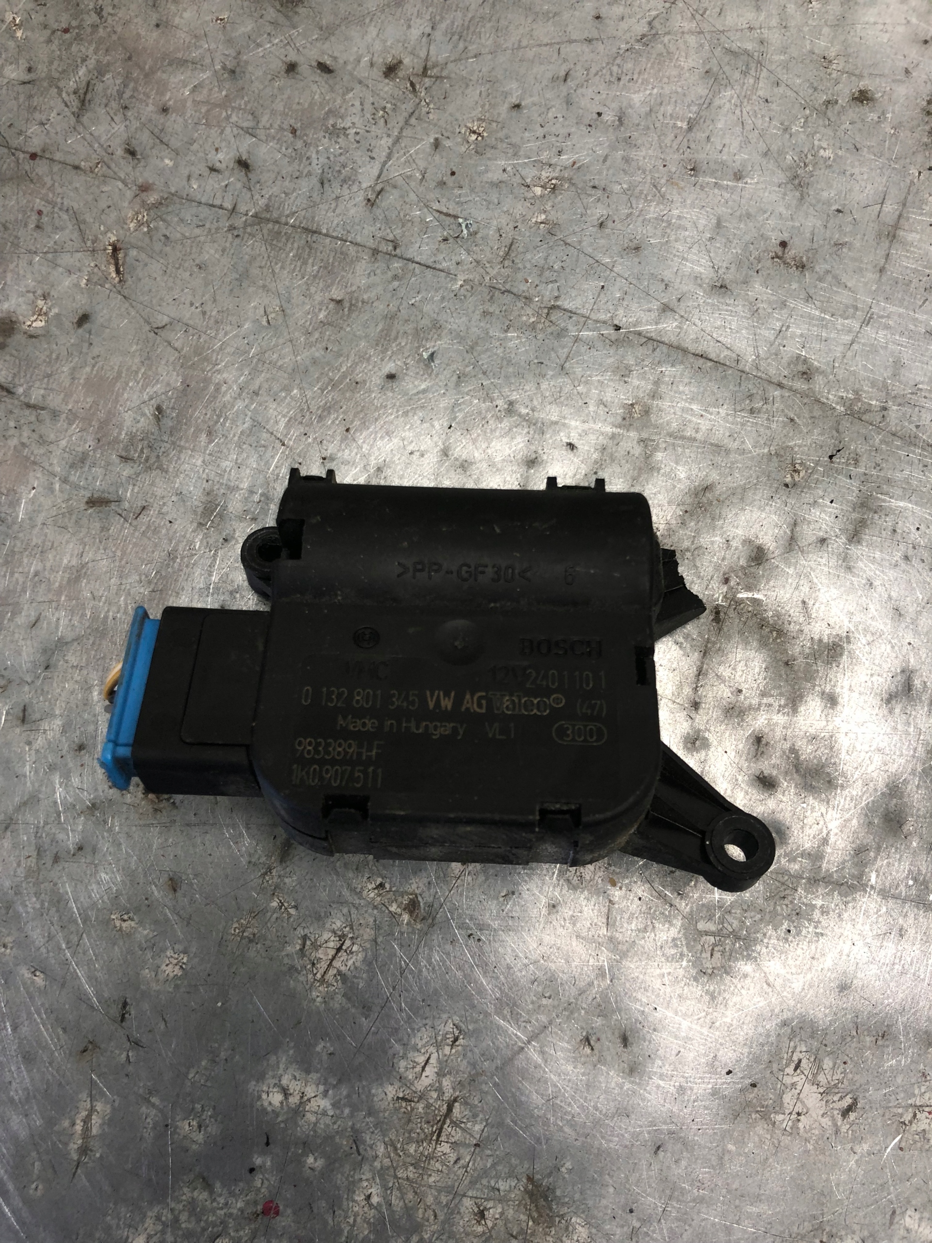 Micro moteur Bloc de chauffage complet VW 1K0907511