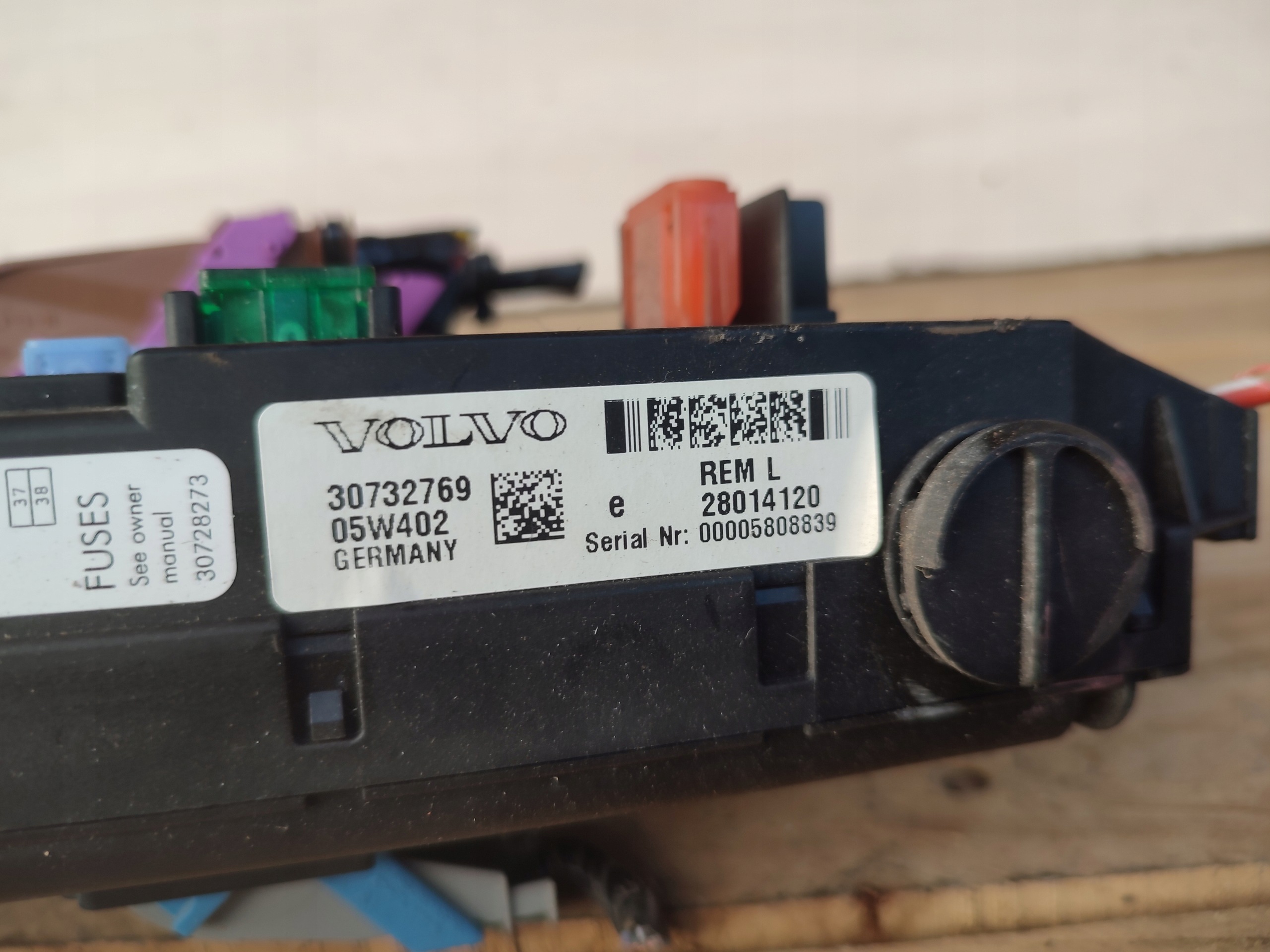 module control unit REM Volvo S60 S80 V70 XC70 30732769 30728273