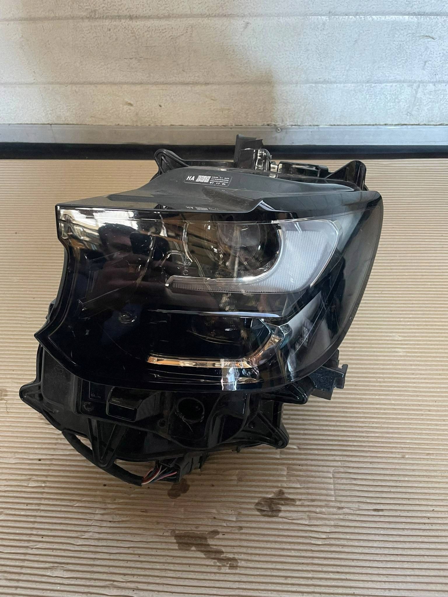 Reflektor feu avant prise gauche Mazda CX-60 KR9R51040 NR M